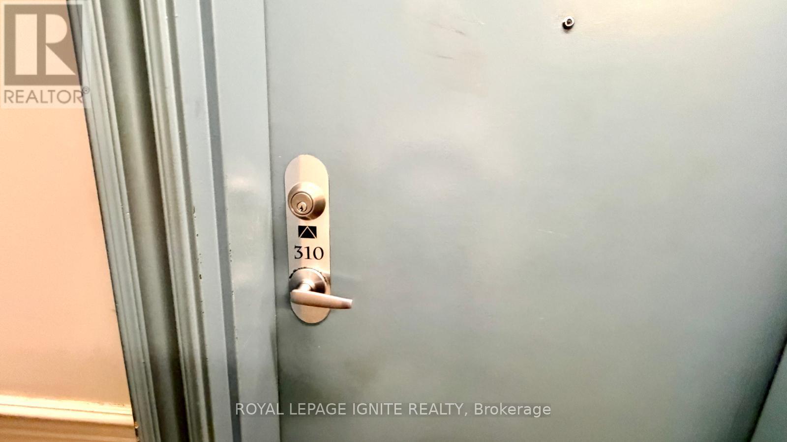 310 - 128 Aspen Springs Drive, Clarington, Ontario  L1C 0G9 - Photo 2 - E13031730