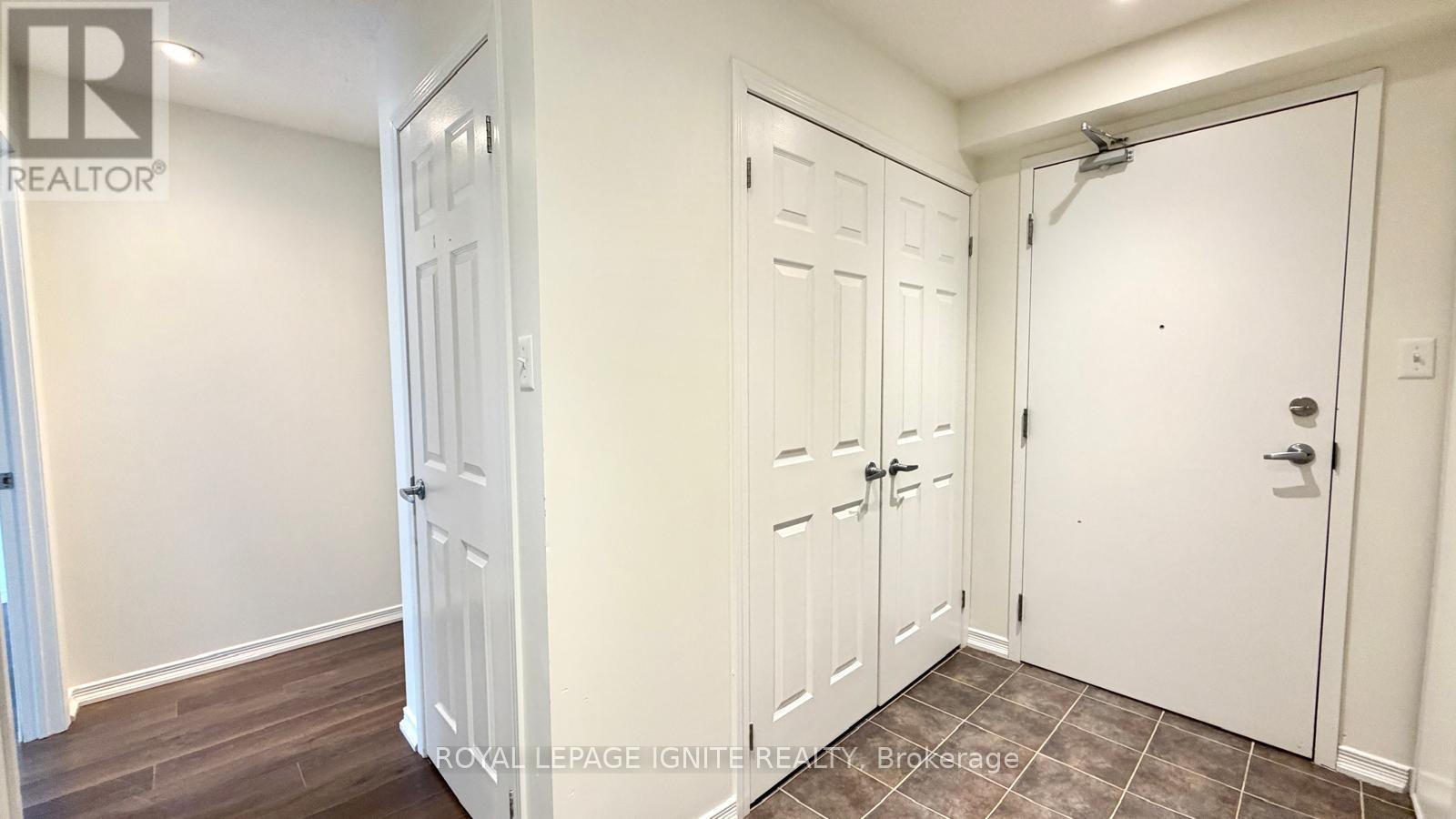 310 - 128 Aspen Springs Drive, Clarington, Ontario  L1C 0G9 - Photo 4 - E13031730