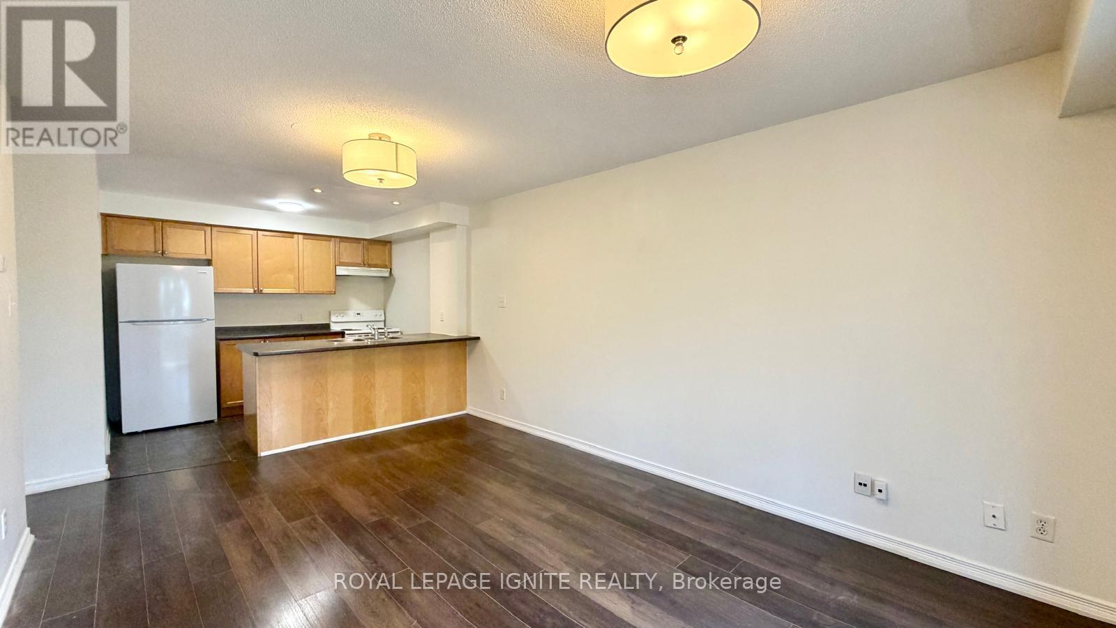 310 - 128 Aspen Springs Drive, Clarington, Ontario  L1C 0G9 - Photo 8 - E13031730