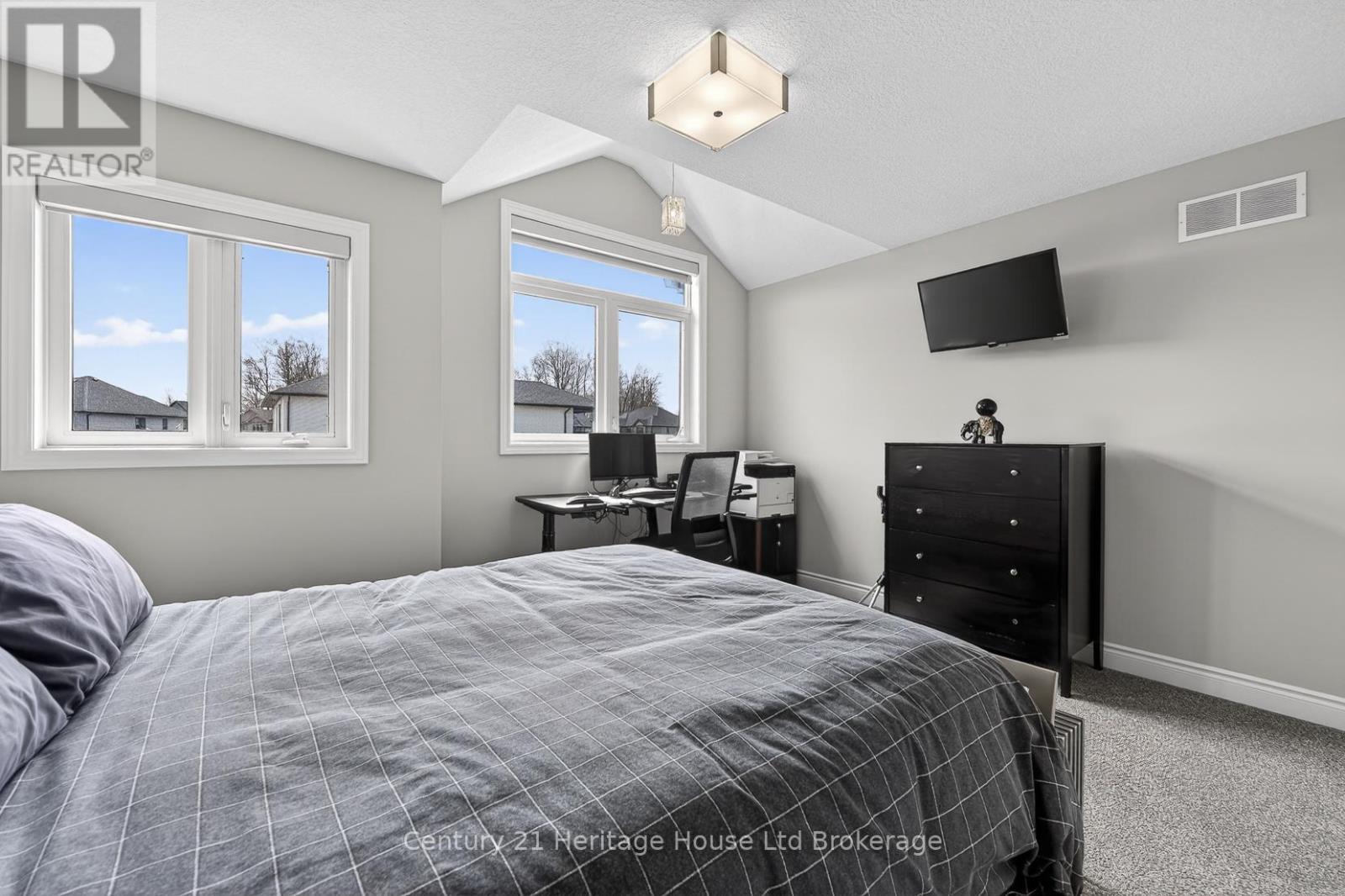 349 Masters Drive, Woodstock, Ontario  N4T 0L2 - Photo 30 - X13031590