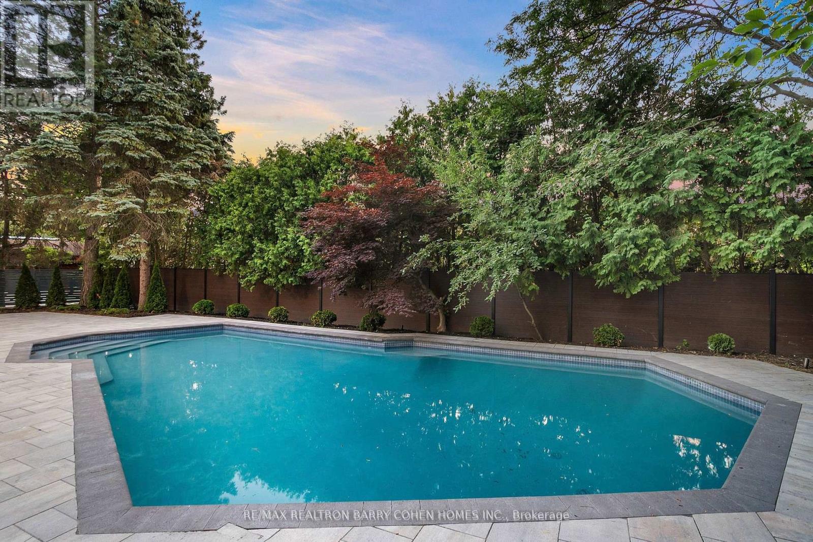 27 Penwood Crescent, Toronto, Ontario  M3B 3B1 - Photo 46 - C12980320