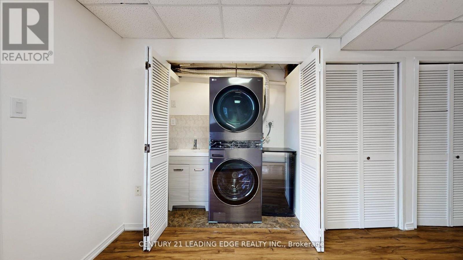 38 Rumi Crescent, Toronto, Ontario  M4A 2X6 - Photo 30 - C13031662