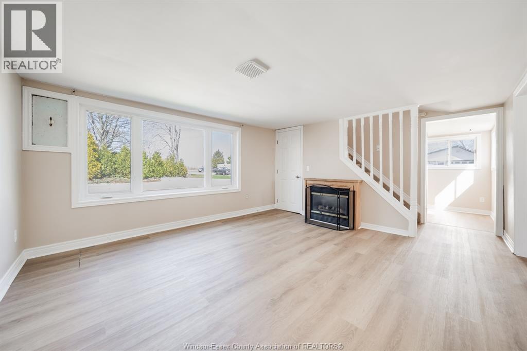 1057 Oak Avenue, Kingsville, Ontario  N9Y 3T6 - Photo 4 - 26008502