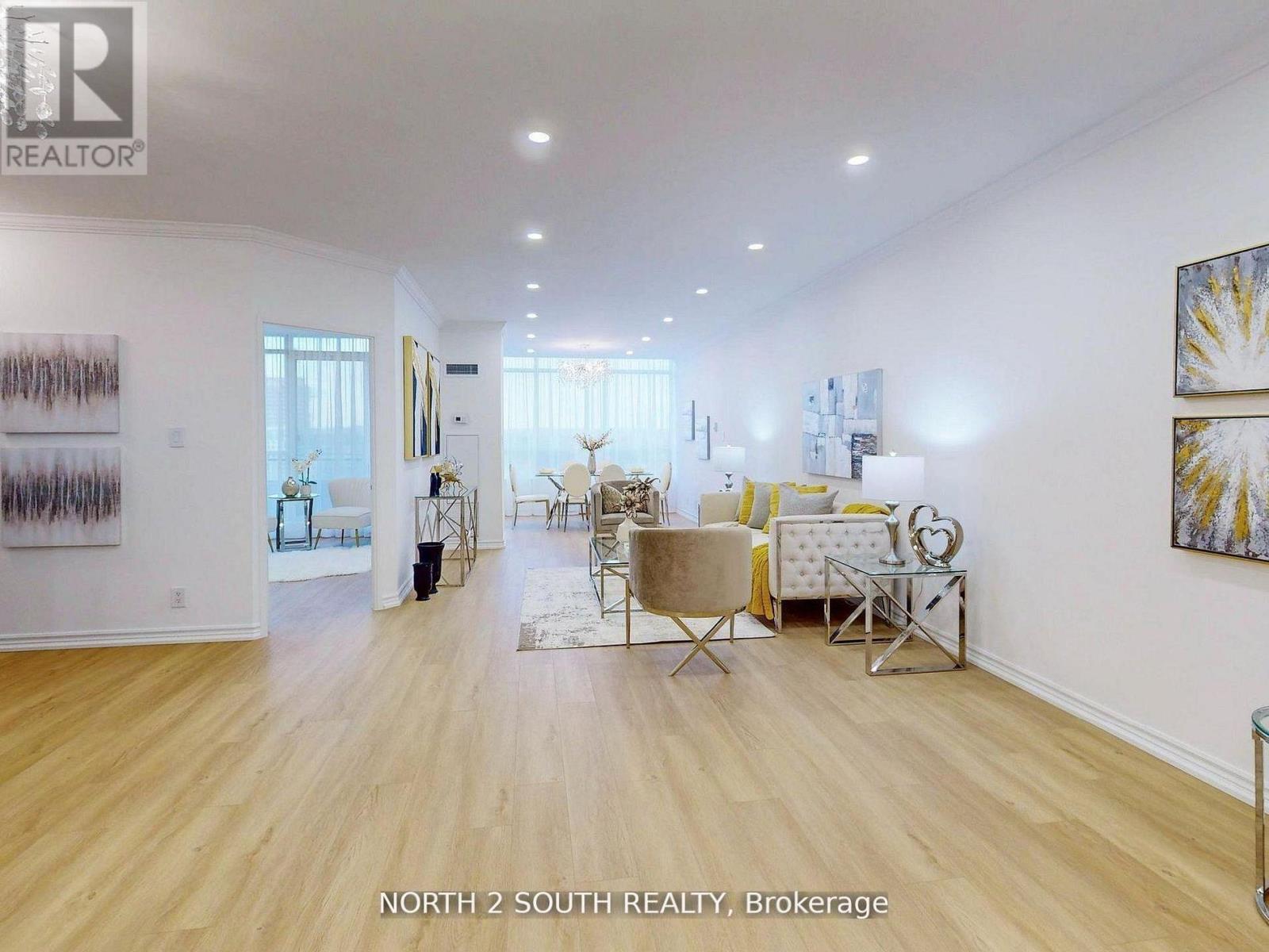 Ph27 - 32 Clarissa Drive W, Richmond Hill (Harding), Ontario  L4C 9R7 - Photo 3 - N13031612