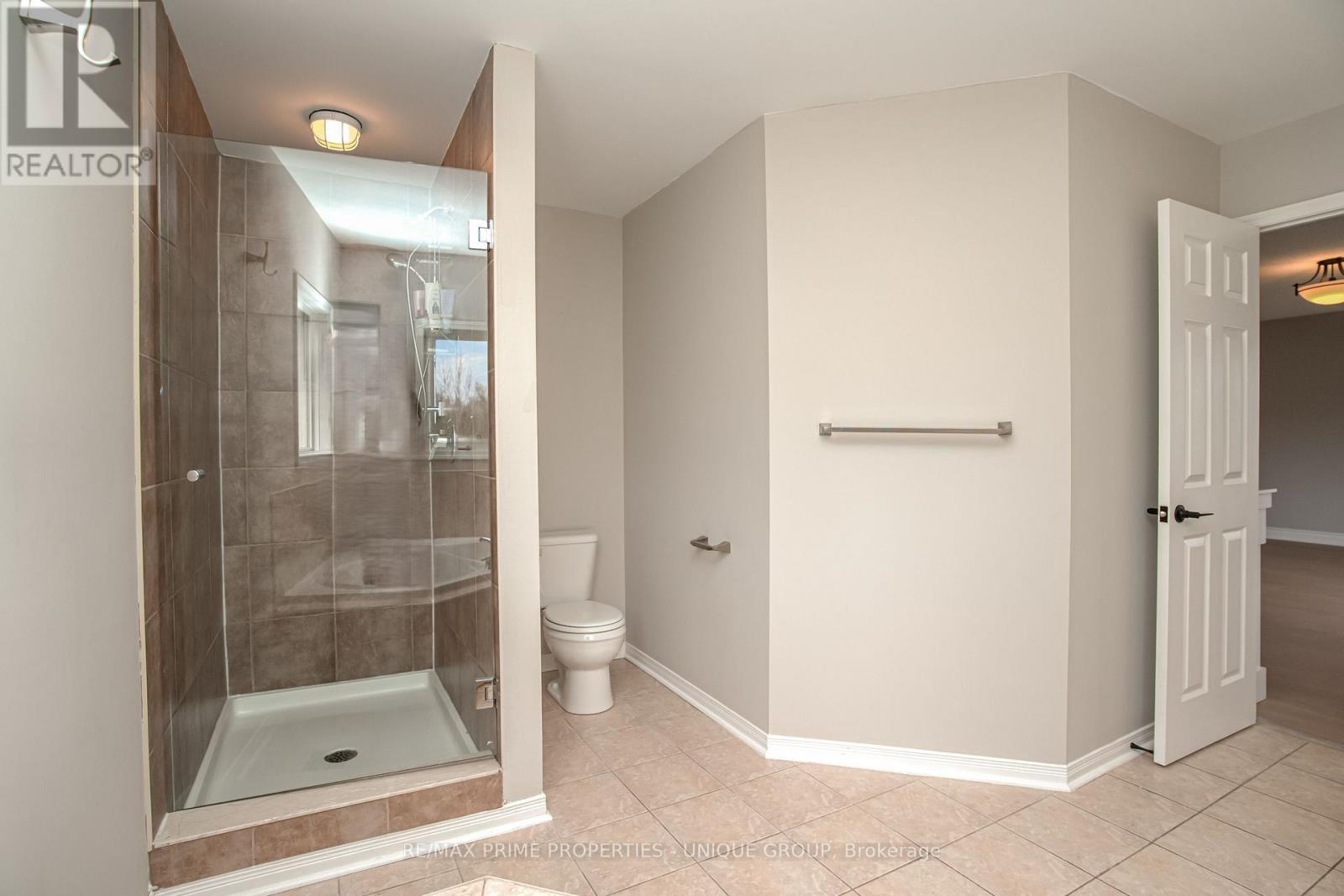 54 Vitlor Drive, Richmond Hill (Oak Ridges), Ontario  L4E 4P9 - Photo 23 - N13031660