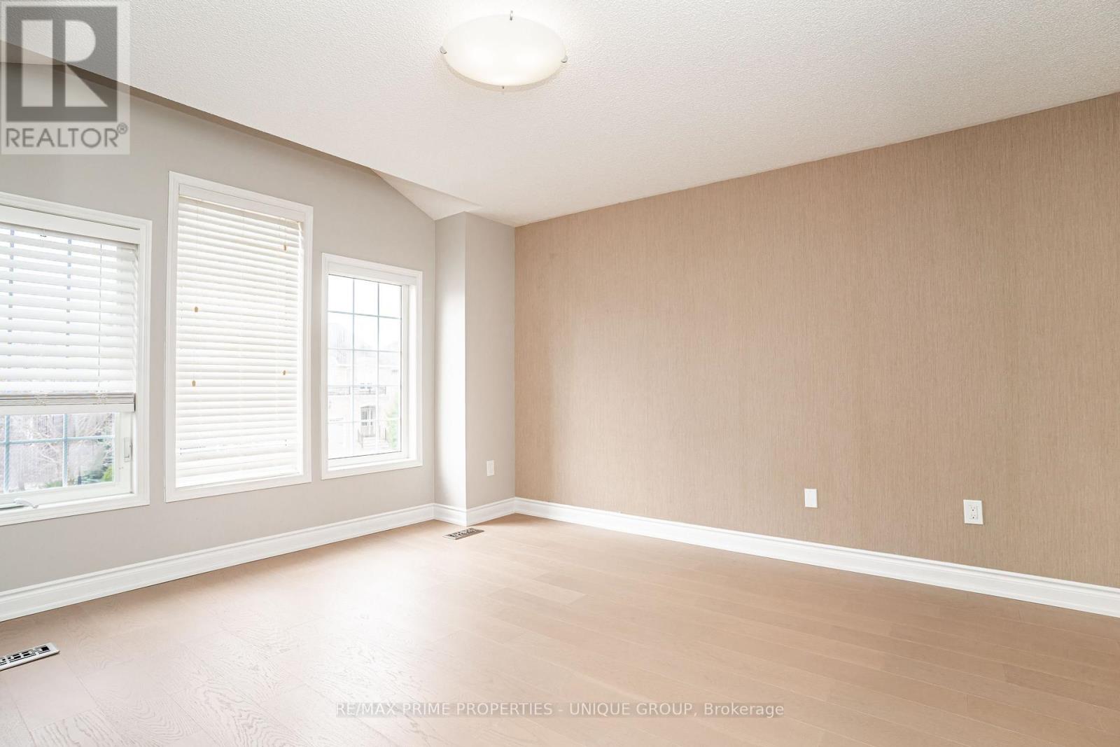 54 Vitlor Drive, Richmond Hill (Oak Ridges), Ontario  L4E 4P9 - Photo 29 - N13031660