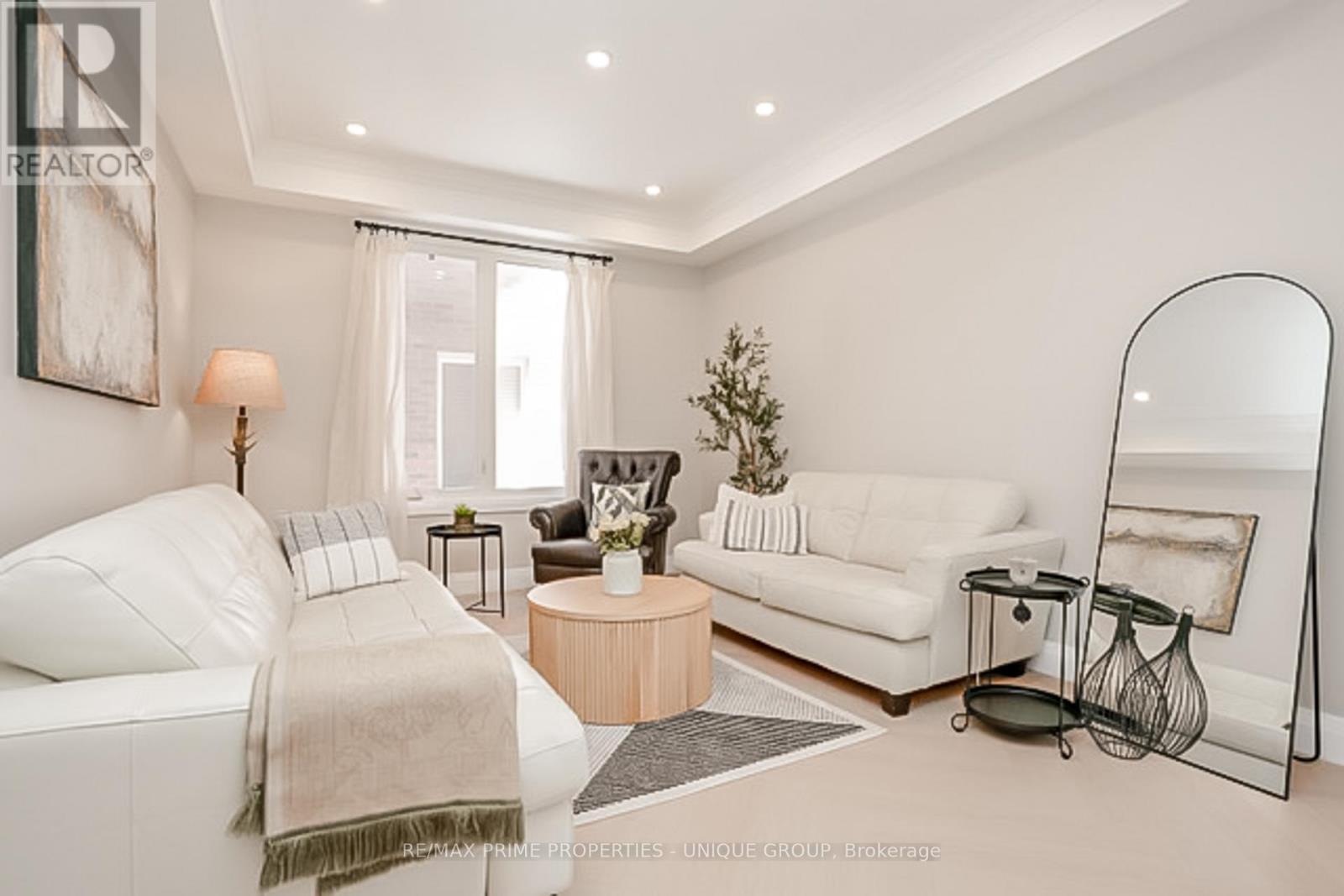 54 Vitlor Drive, Richmond Hill (Oak Ridges), Ontario  L4E 4P9 - Photo 6 - N13031660