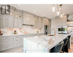 54 VITLOR DRIVE, Richmond Hill, Ontario