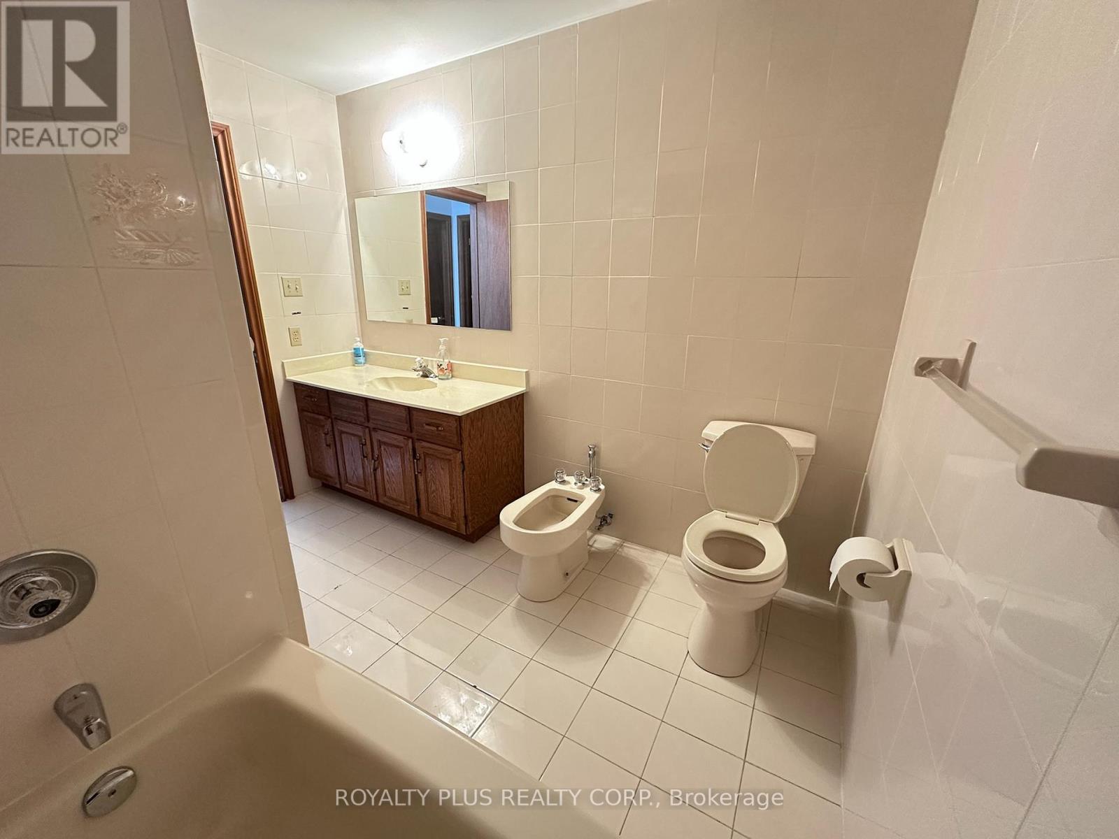 19 Ravine Court, Vaughan, Ontario  L4L 7B9 - Photo 15 - N13031694