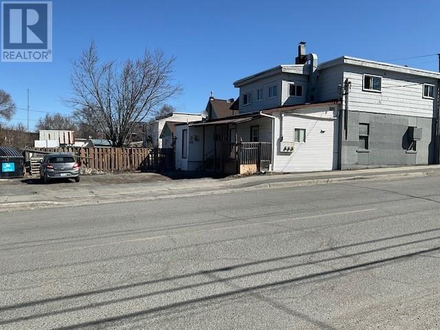 319 Montague Avenue, Sudbury, Ontario  P3C 4G4 - Photo 1 - 2127230