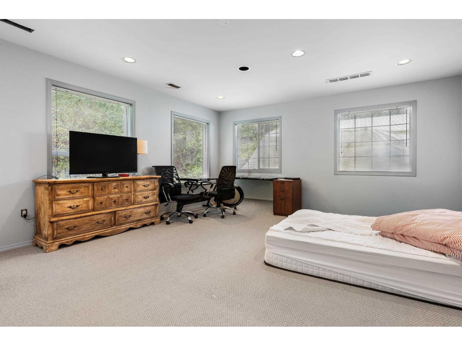 41750 Bowman Road, Majuba Hill, Yarrow, British Columbia  V2R 5G8 - Photo 12 - R3111435