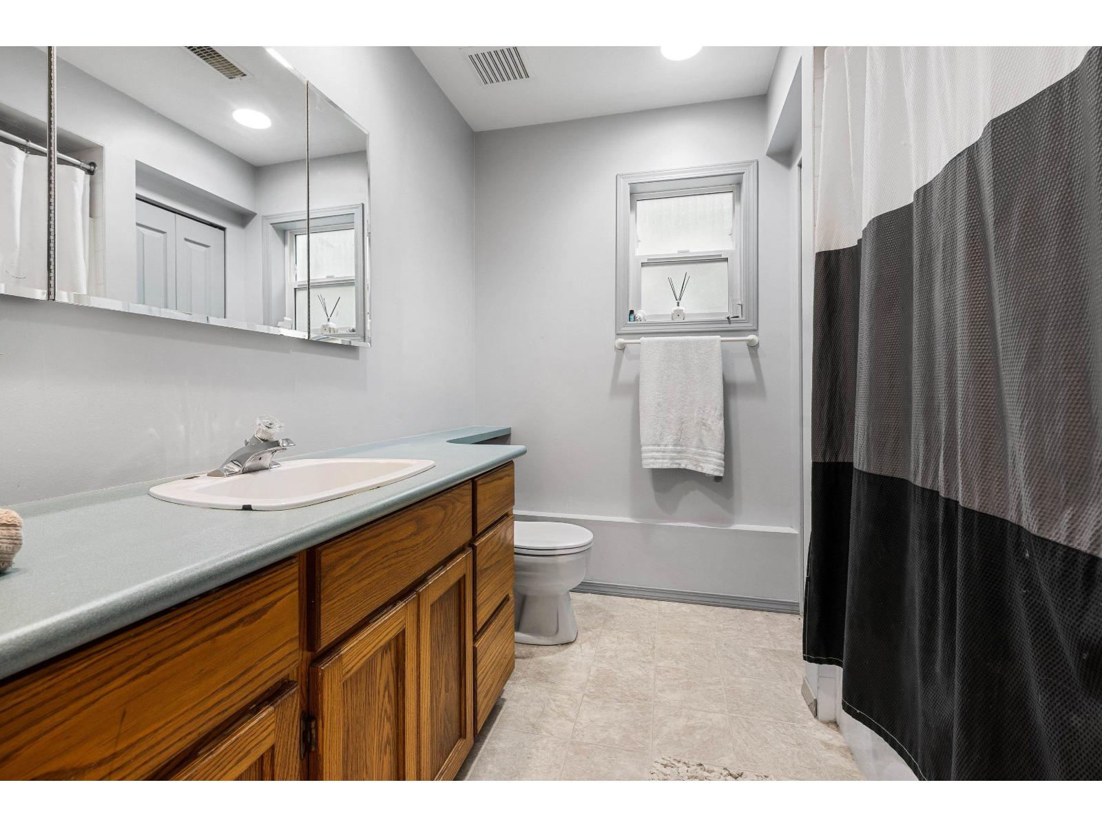 41750 Bowman Road, Majuba Hill, Yarrow, British Columbia  V2R 5G8 - Photo 16 - R3111435