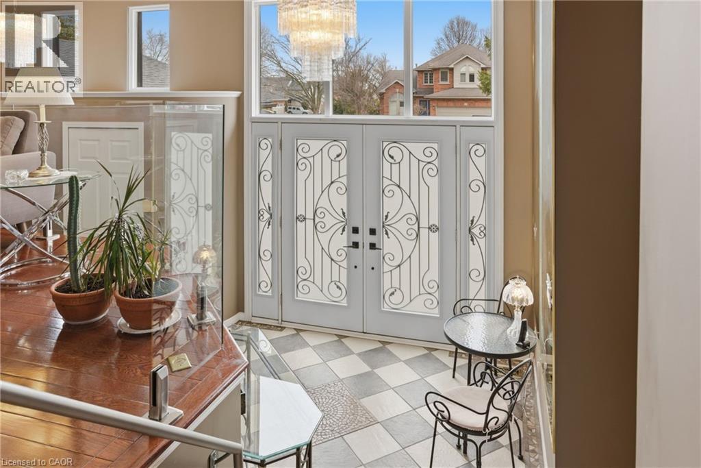 833 Brigadoon Drive, Hamilton, Ontario  L9C 7P2 - Photo 6 - 40815370