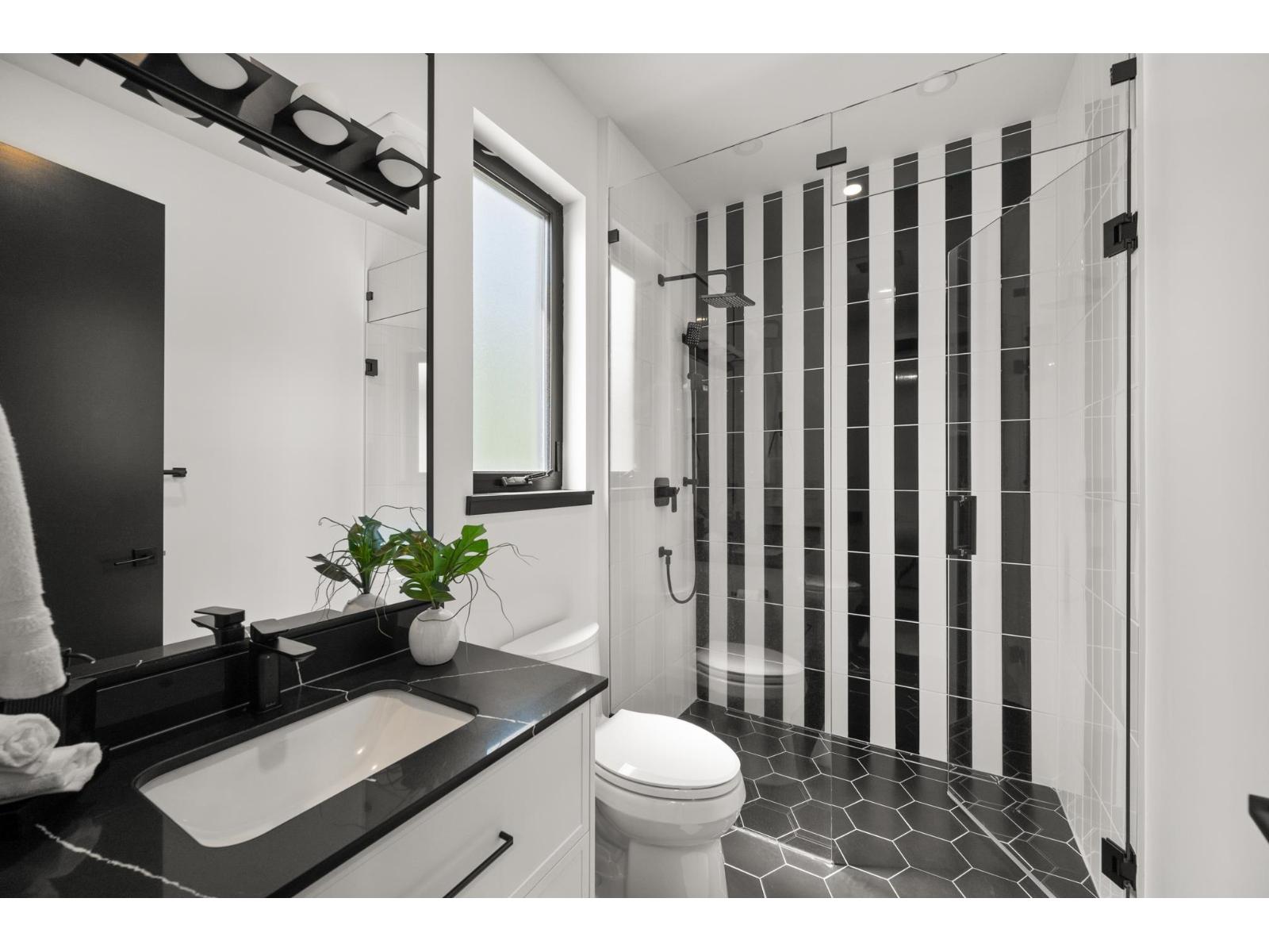 1265 Kent Street, White Rock, British Columbia  V4B 4T6 - Photo 23 - R3075362