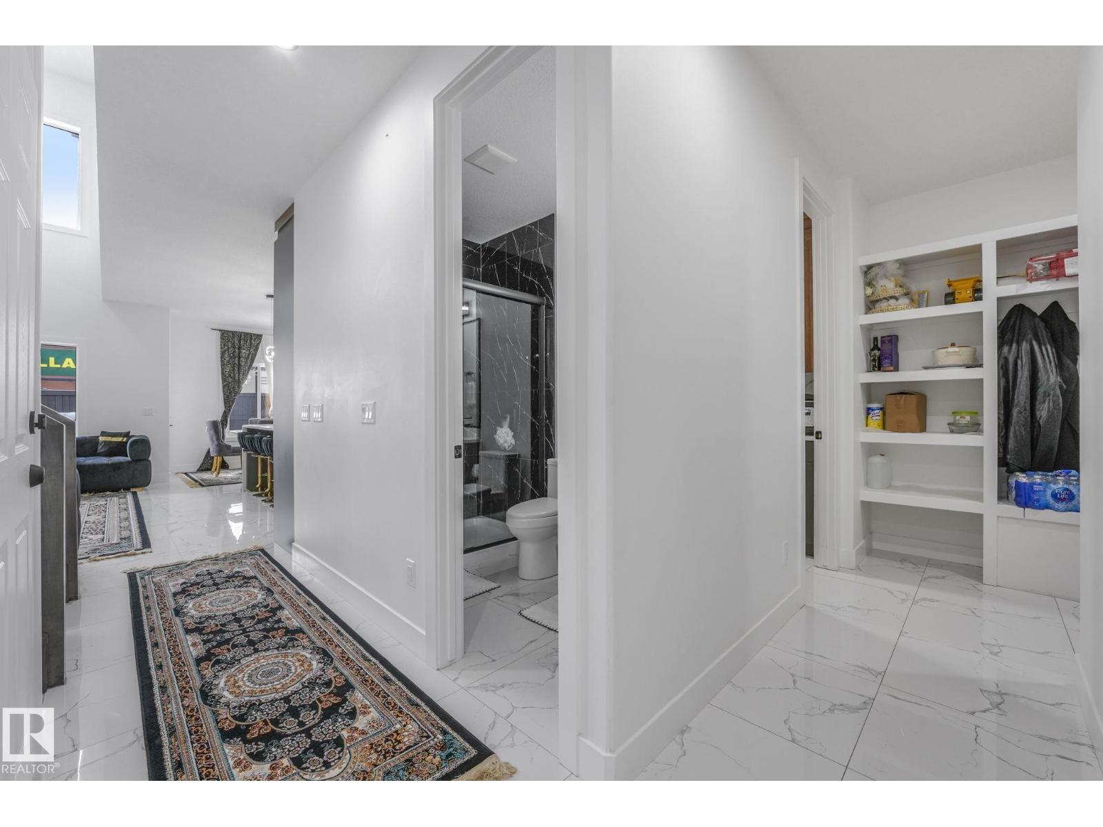 16816 49 St NW, Edmonton, Alberta  T5Y 4G9 - Photo 2 - E4471633