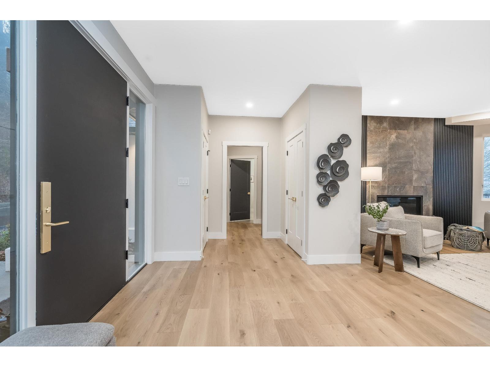 43619 Bracken Drive, Chilliwack Mountain, Chilliwack, British Columbia  V2R 4A4 - Photo 5 - R3114694