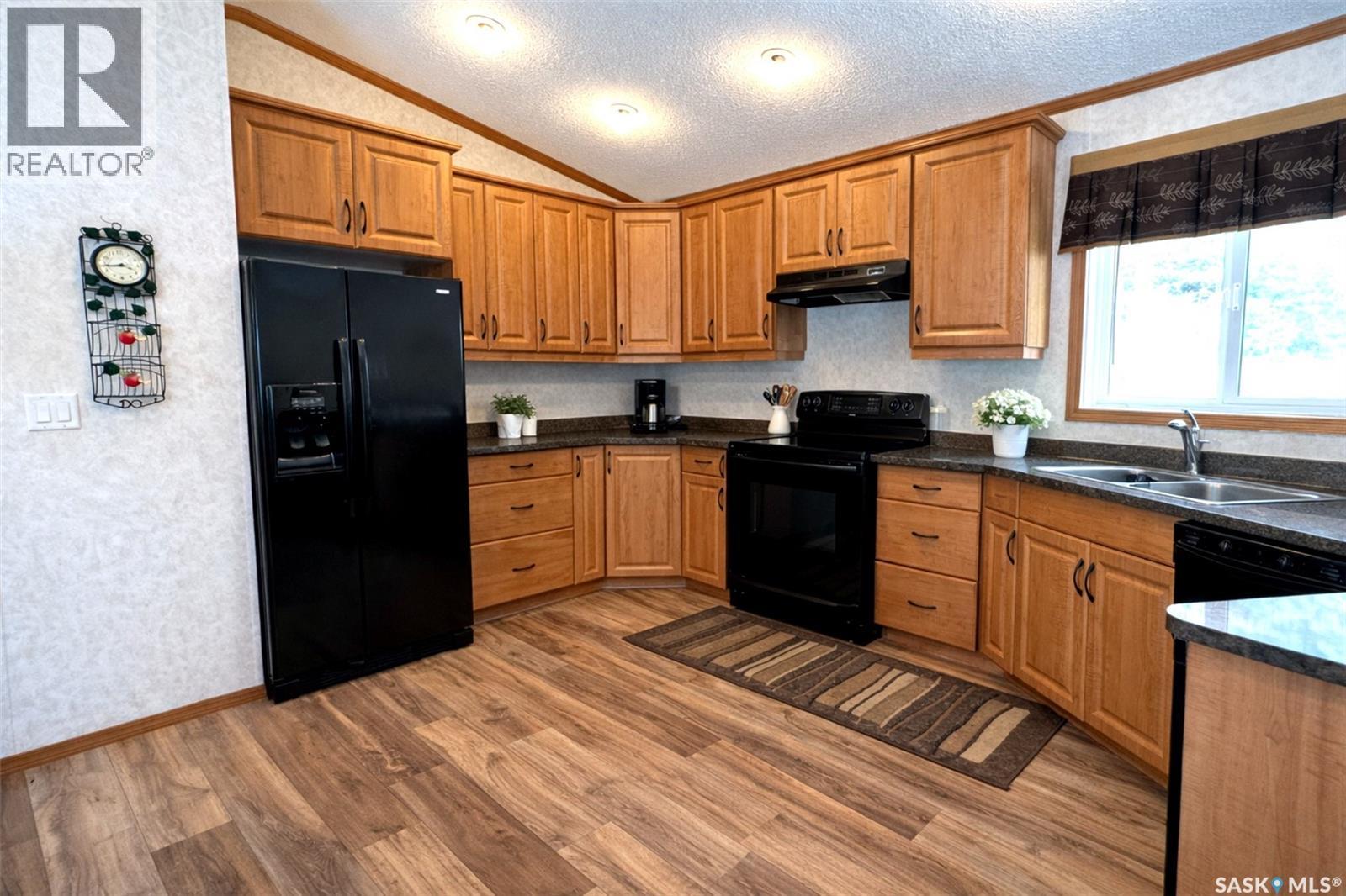 211 Lipton Street, Balcarres, Saskatchewan  S0G 0C0 - Photo 3 - SK030251