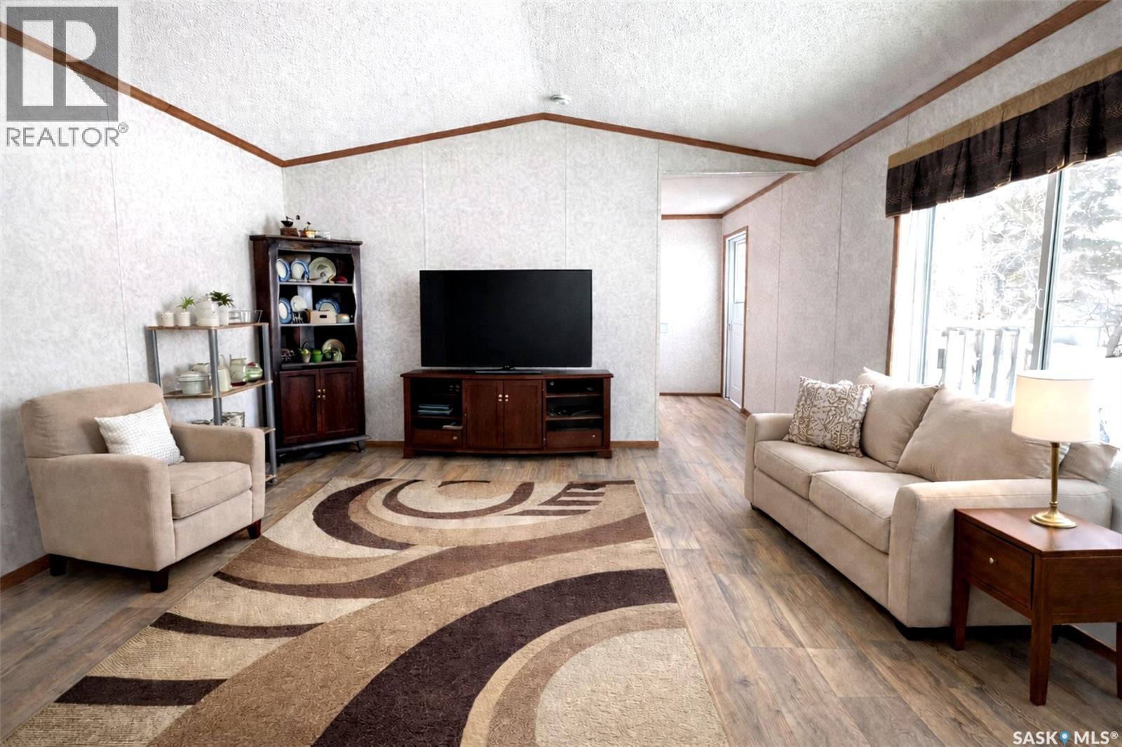 211 Lipton Street, Balcarres, Saskatchewan  S0G 0C0 - Photo 4 - SK030251