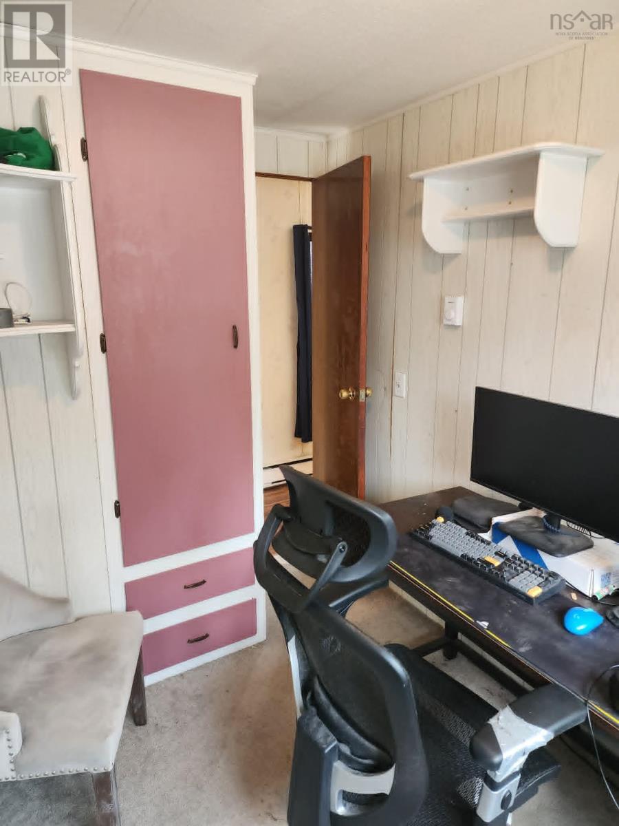 213 Hubleys Road, Hubley, Nova Scotia  B3Z 1C2 - Photo 16 - 202608266