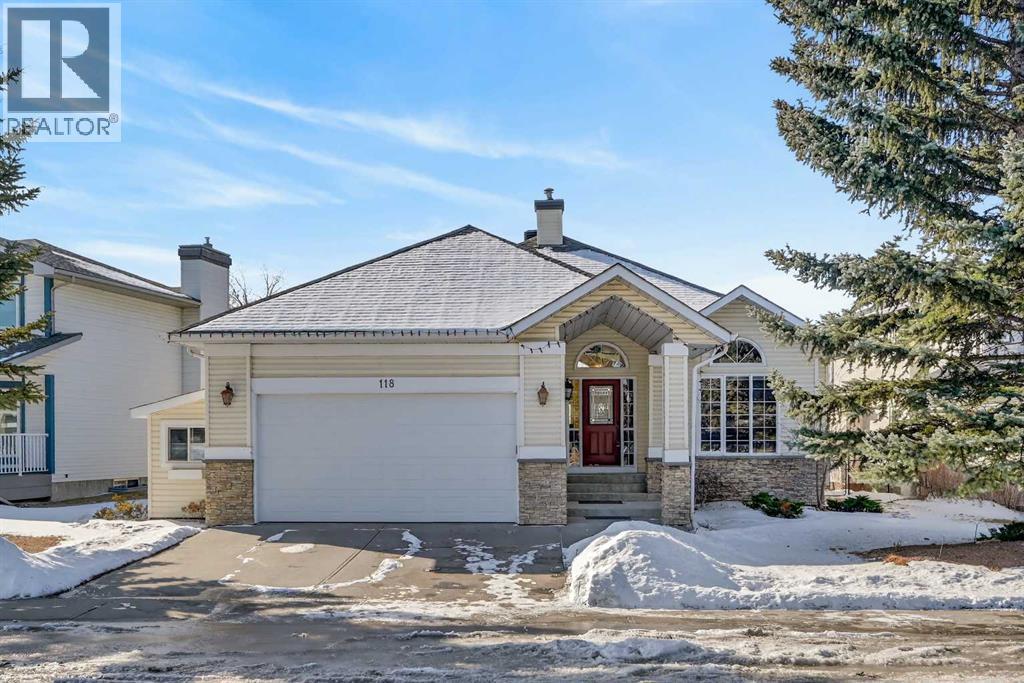 118 Douglas Woods Hill SE, Calgary, Alberta