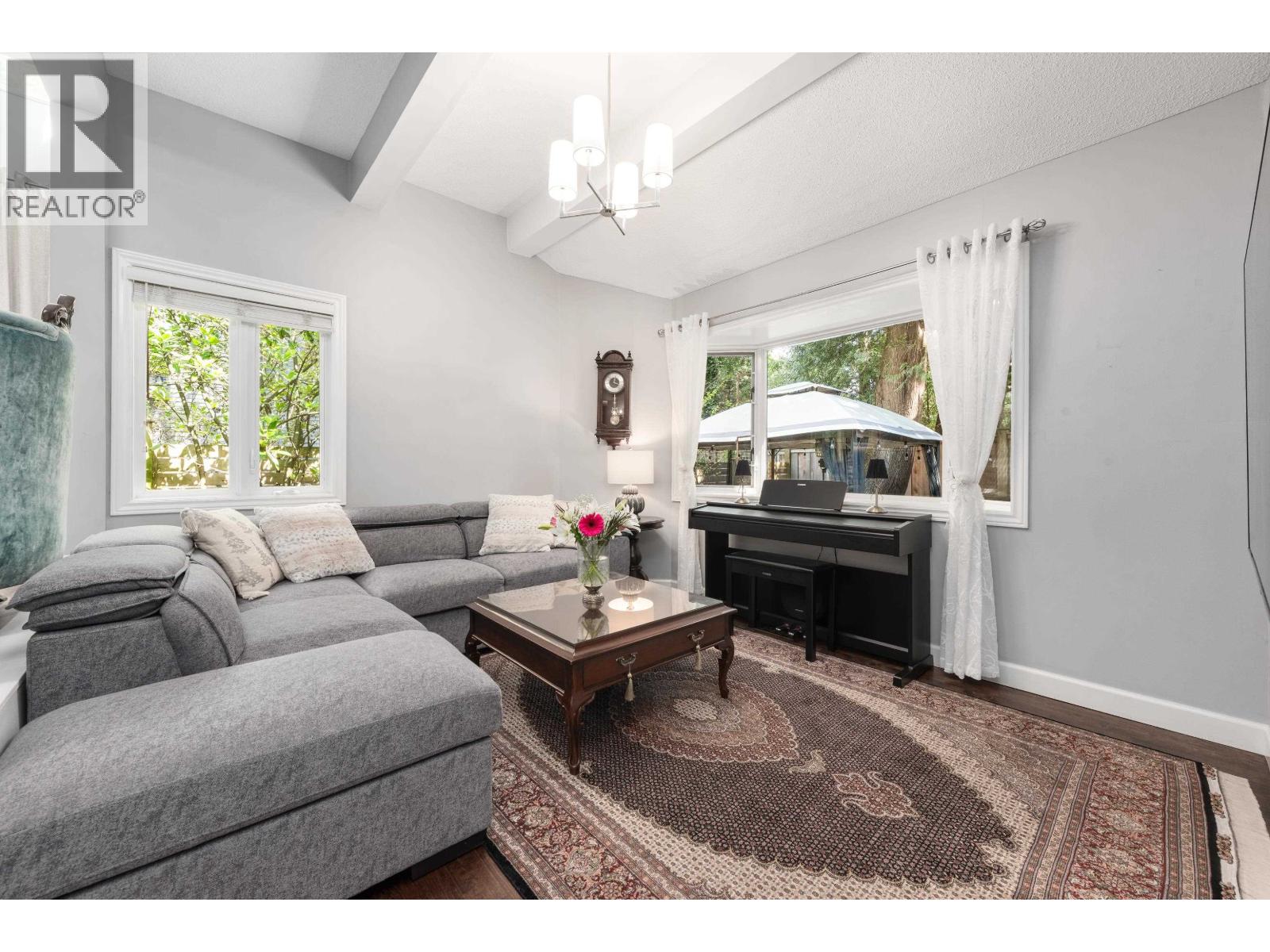 1991 Cedar Village Crescent, North Vancouver, British Columbia  V7J 3P5 - Photo 9 - R3114222