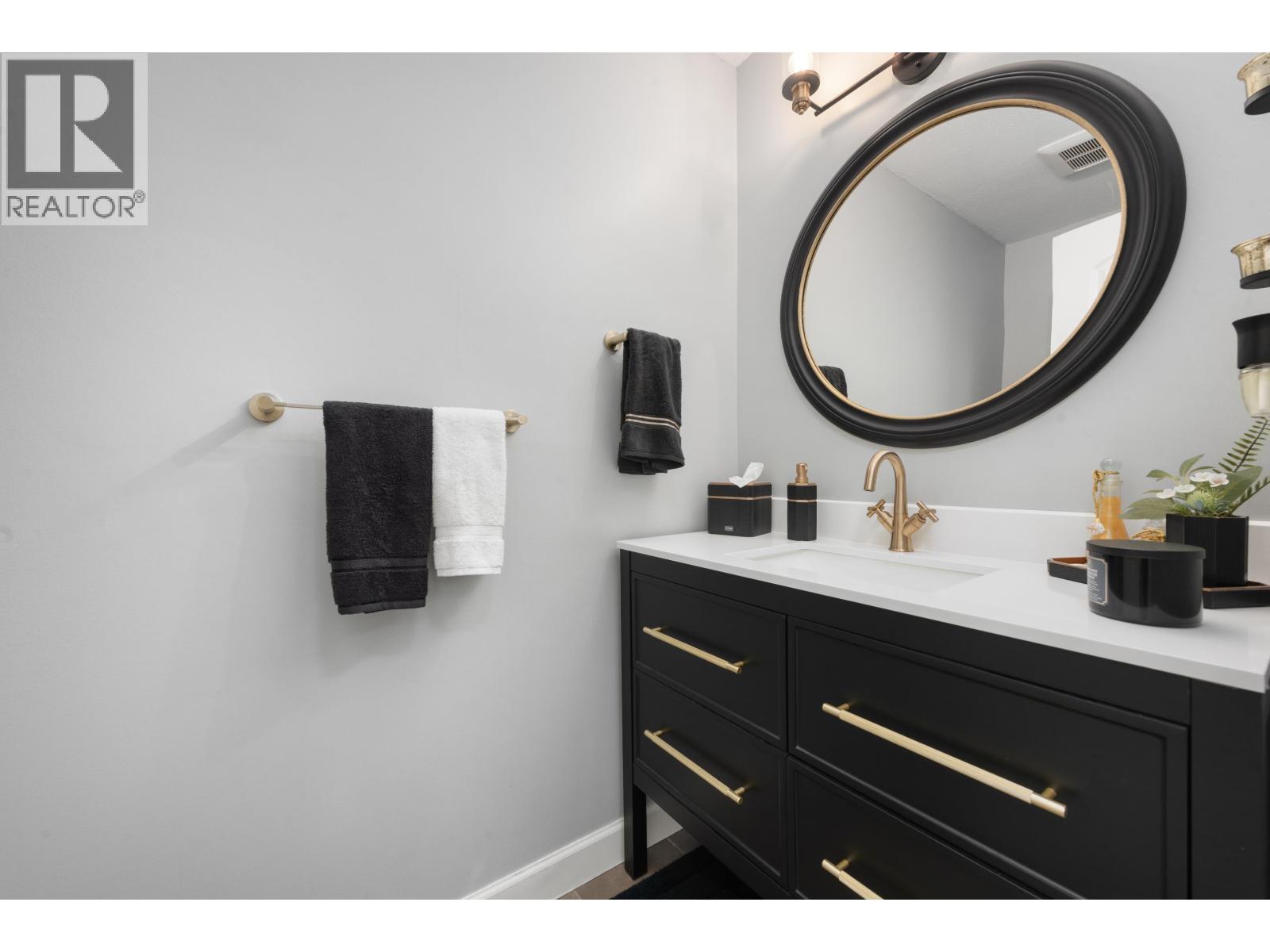 1991 Cedar Village Crescent, North Vancouver, British Columbia  V7J 3P5 - Photo 11 - R3114222