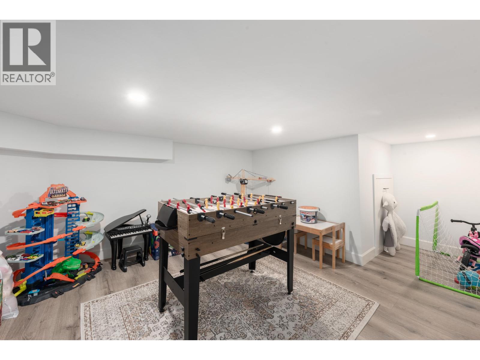 1991 Cedar Village Crescent, North Vancouver, British Columbia  V7J 3P5 - Photo 25 - R3114222