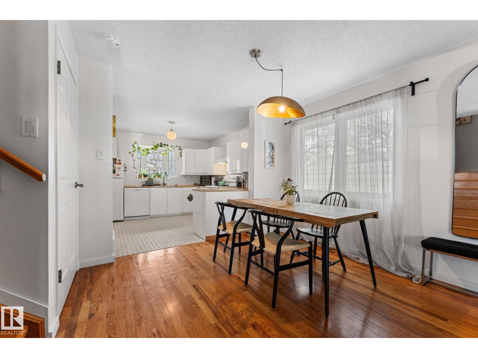 8759 92 Av Nw, Edmonton, Alberta  T6C 1S2 - Photo 11 - E4483544