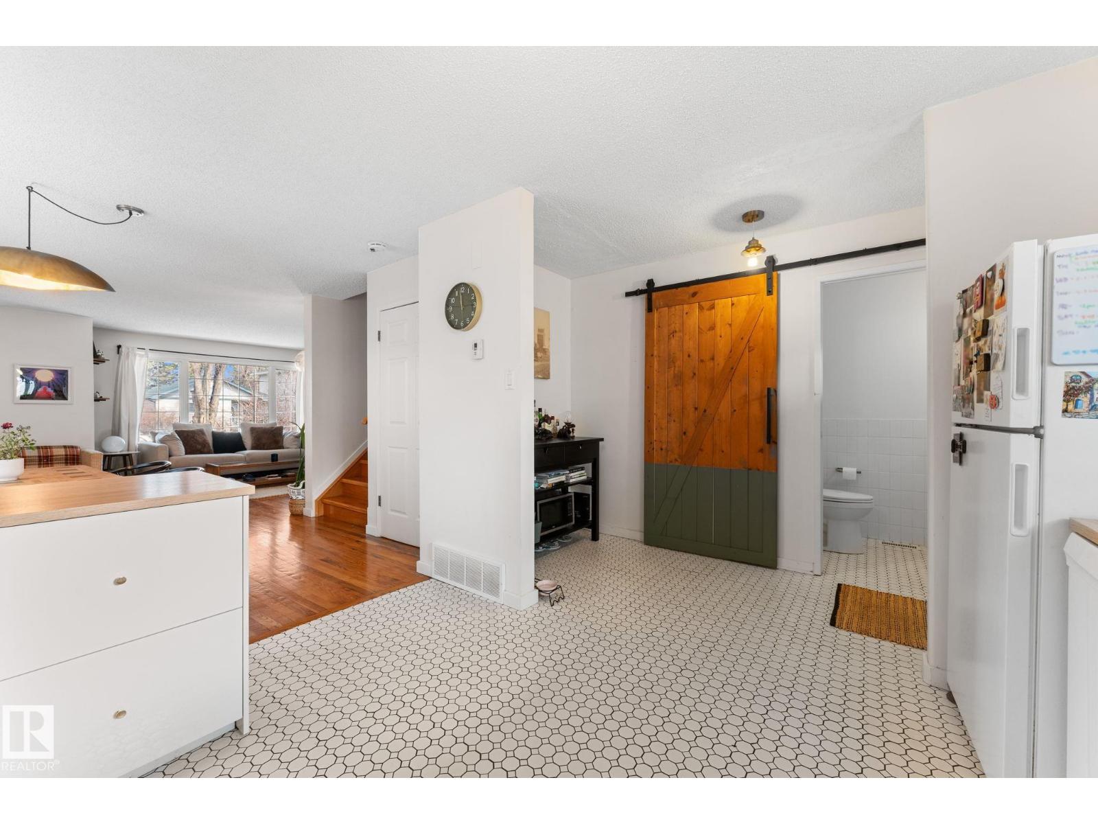 8759 92 Av Nw, Edmonton, Alberta  T6C 1S2 - Photo 16 - E4483544