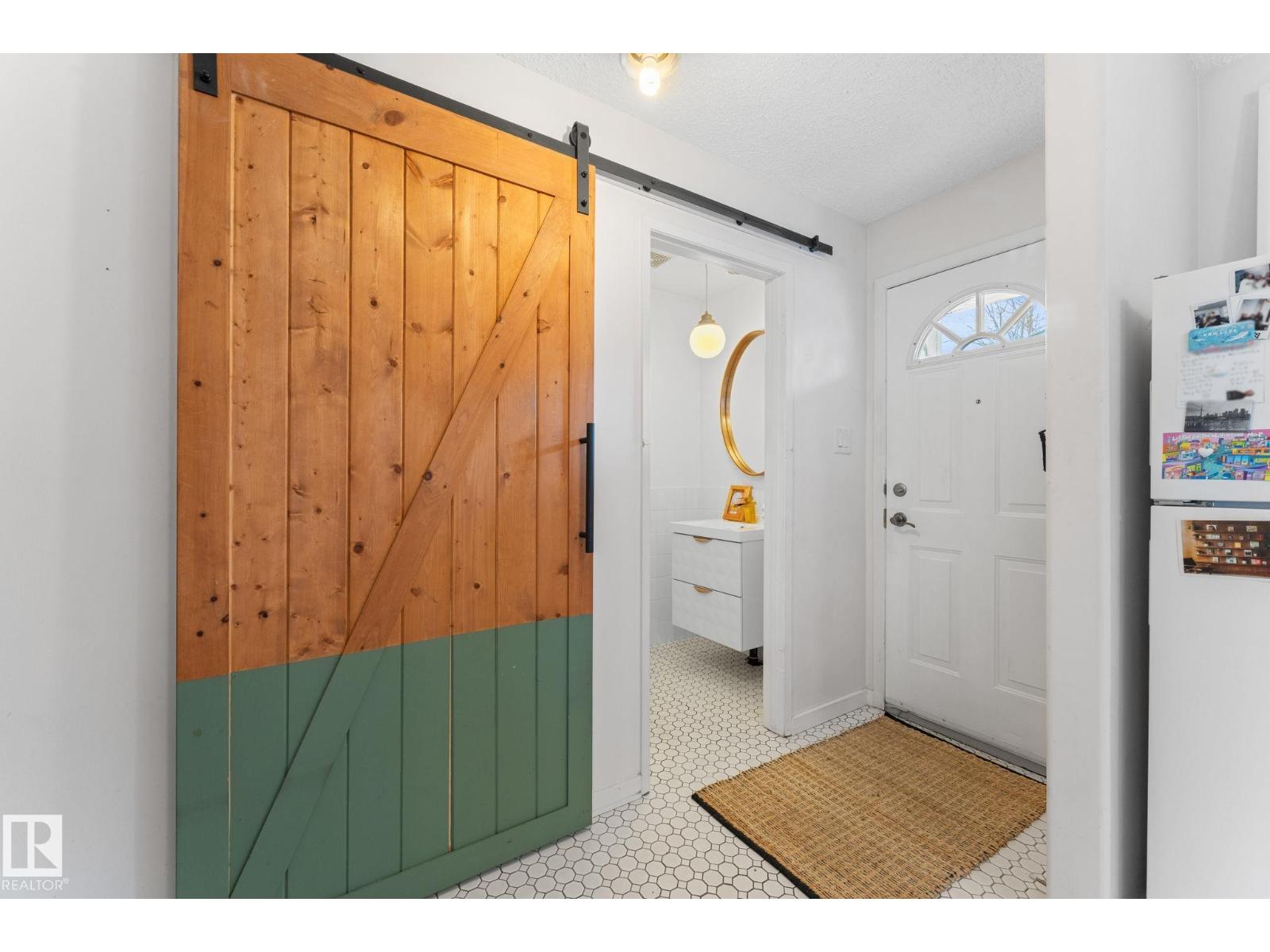 8759 92 Av Nw, Edmonton, Alberta  T6C 1S2 - Photo 17 - E4483544