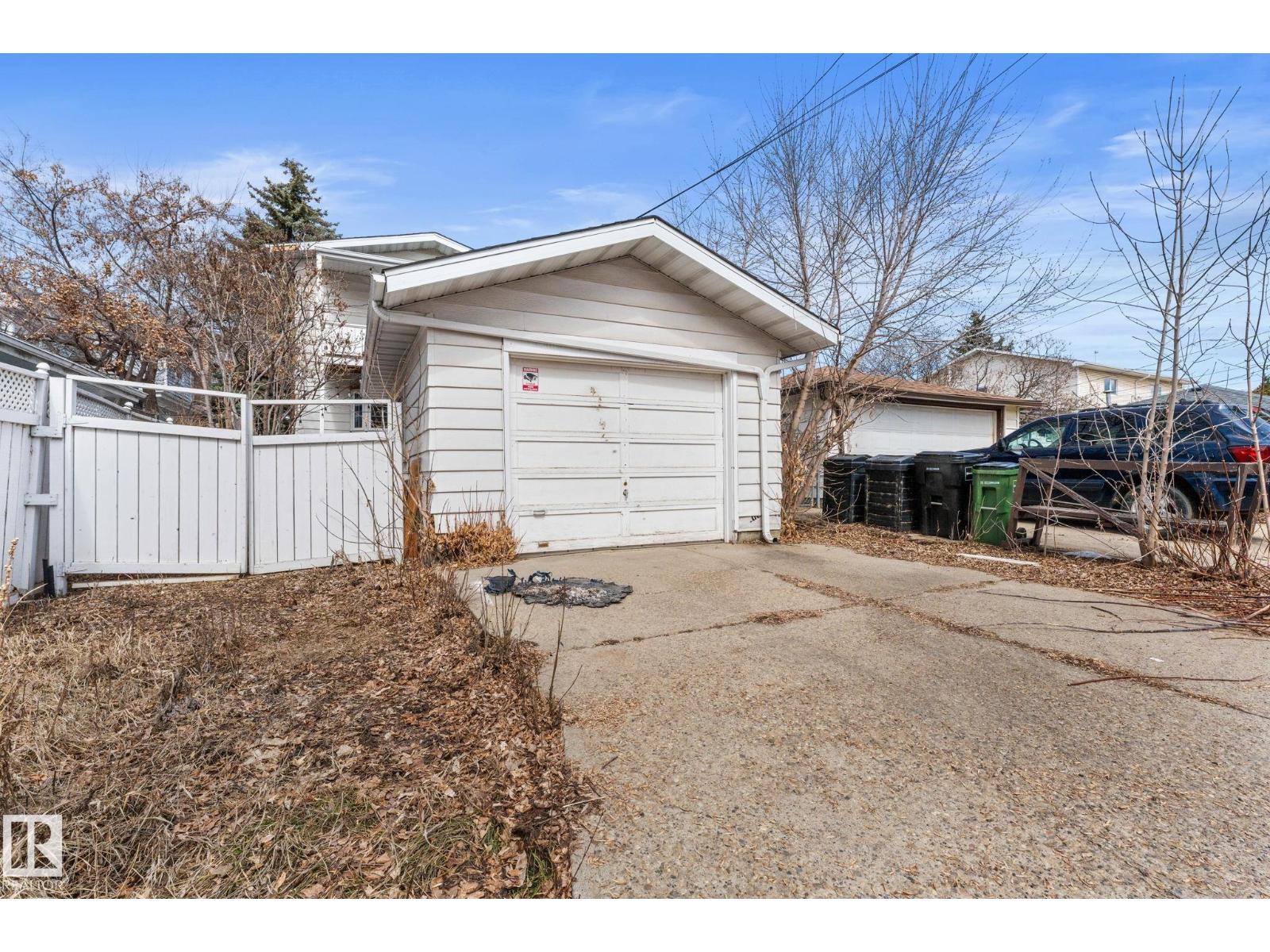 8759 92 Av Nw, Edmonton, Alberta  T6C 1S2 - Photo 39 - E4483544