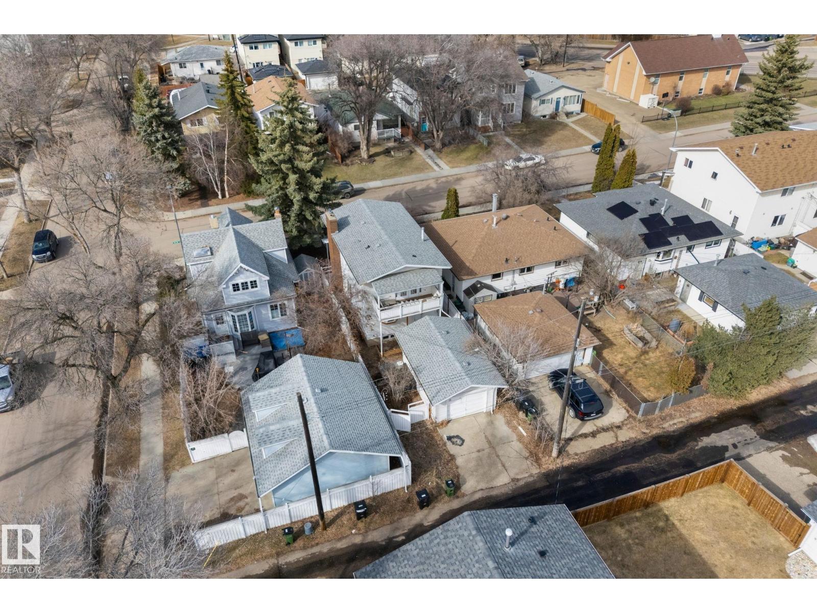 8759 92 Av Nw, Edmonton, Alberta  T6C 1S2 - Photo 41 - E4483544