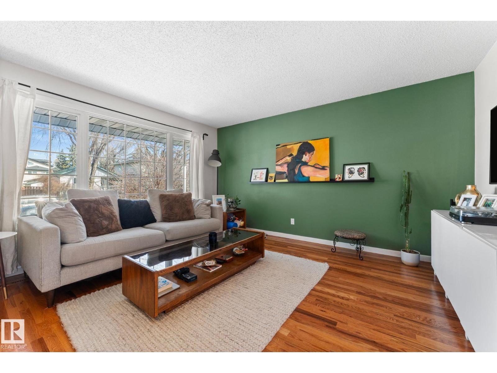 8759 92 Av Nw, Edmonton, Alberta  T6C 1S2 - Photo 7 - E4483544