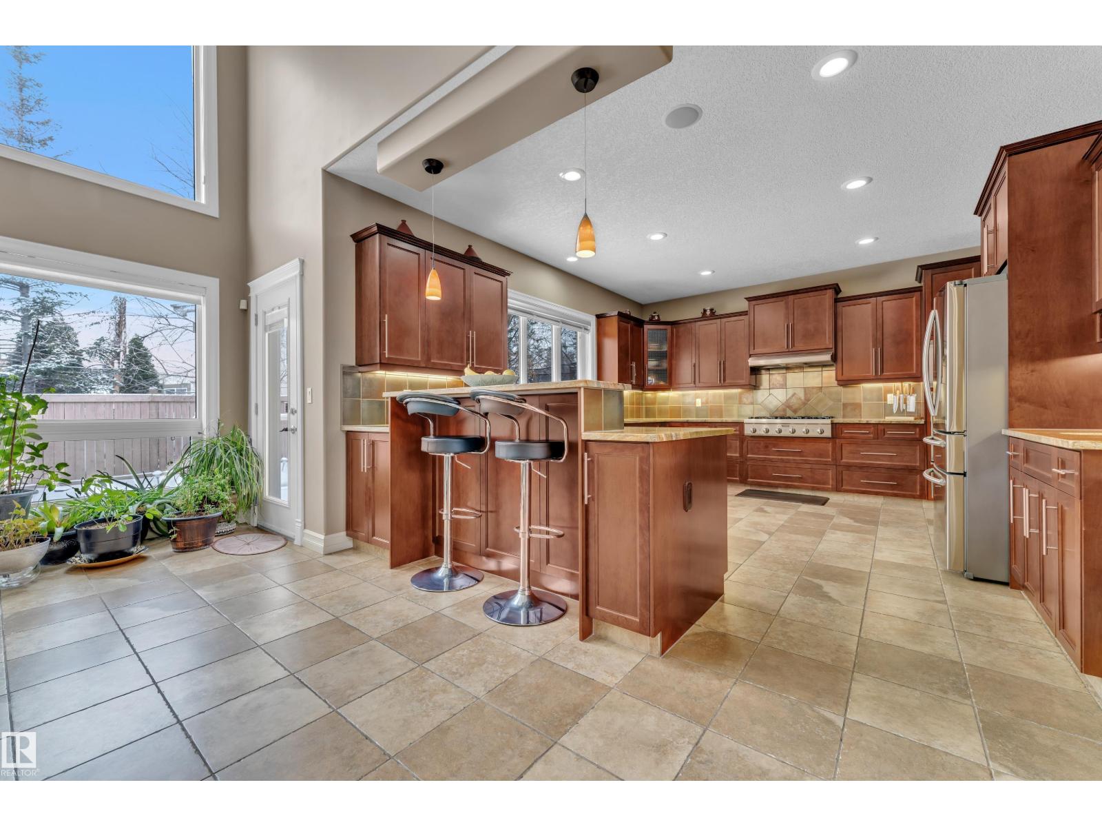 1181 Hollands Wy Nw, Edmonton, Alberta  T6R 3S9 - Photo 6 - E4483545