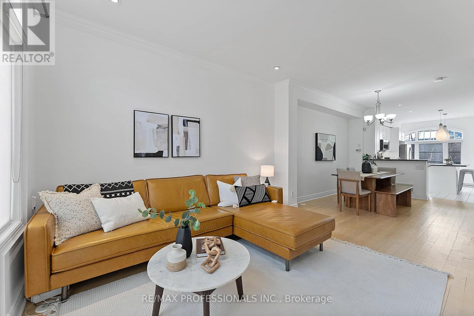 819b Oxford Street, Toronto, Ontario  M8Z 0B3 - Photo 13 - W13031606