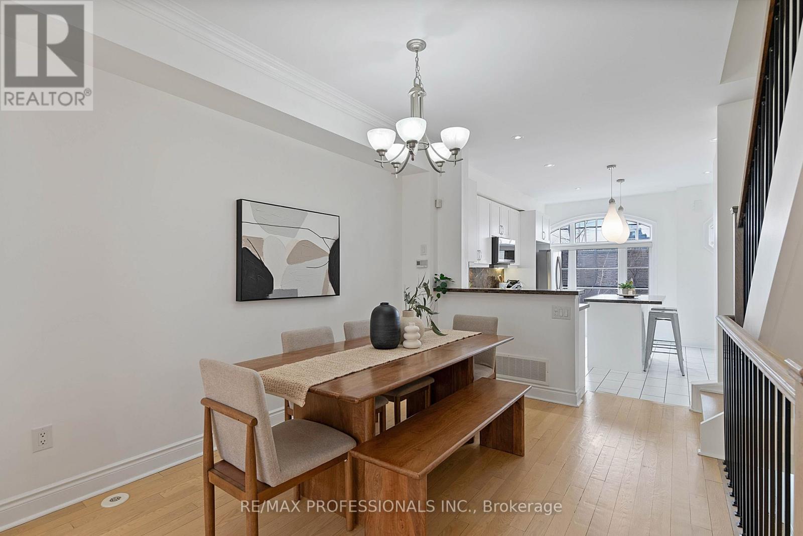 819b Oxford Street, Toronto, Ontario  M8Z 0B3 - Photo 16 - W13031606