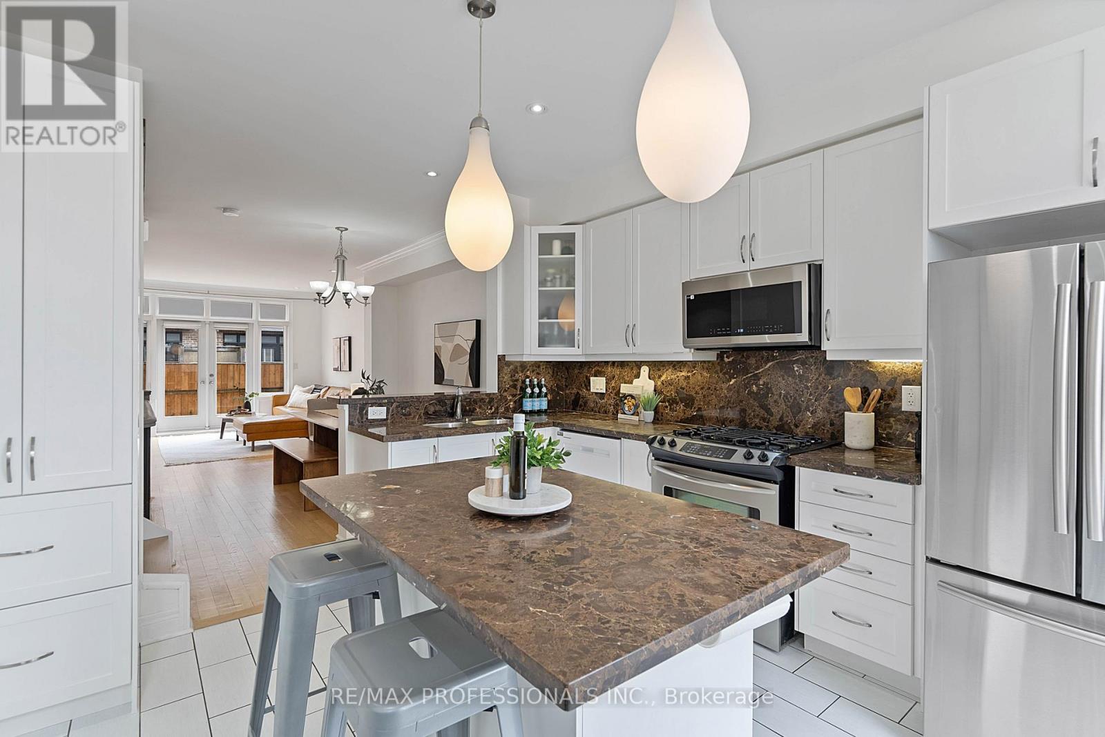 819b Oxford Street, Toronto, Ontario  M8Z 0B3 - Photo 22 - W13031606