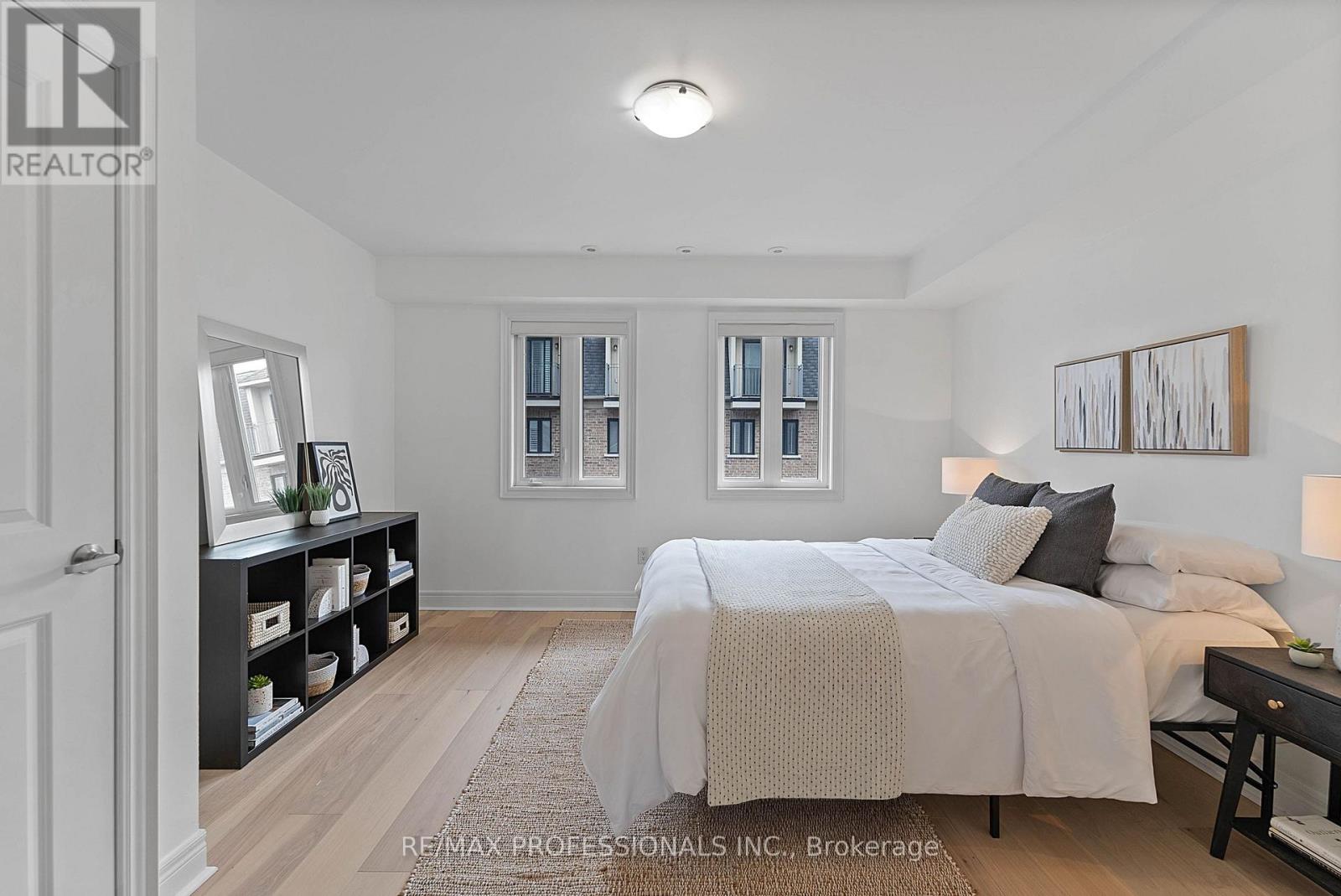 819b Oxford Street, Toronto, Ontario  M8Z 0B3 - Photo 30 - W13031606