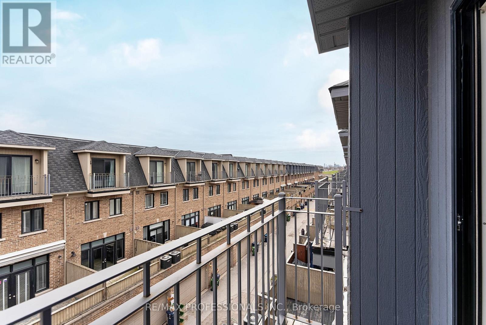 819b Oxford Street, Toronto, Ontario  M8Z 0B3 - Photo 41 - W13031606