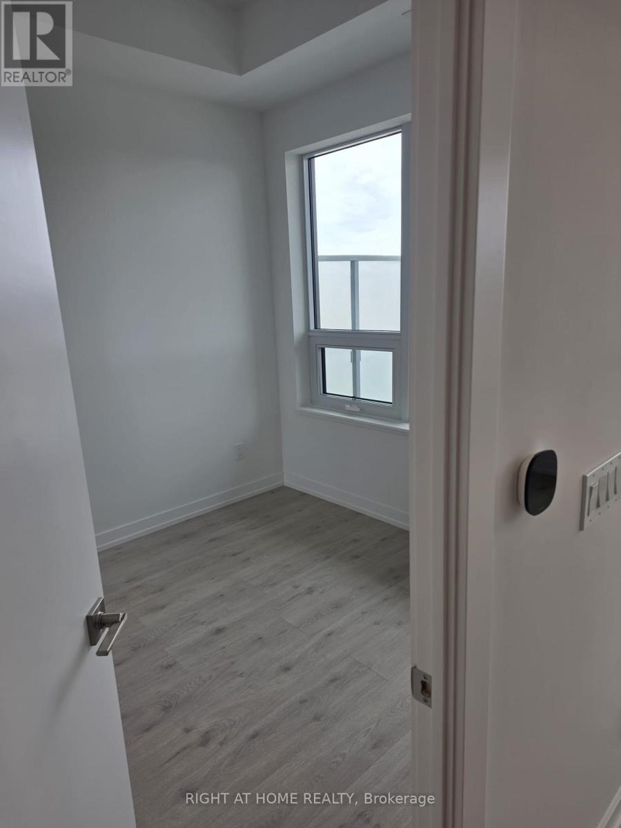 440 - 2501 Saw Whet Boulevard, Oakville, Ontario  L6M 5N2 - Photo 8 - W13031682