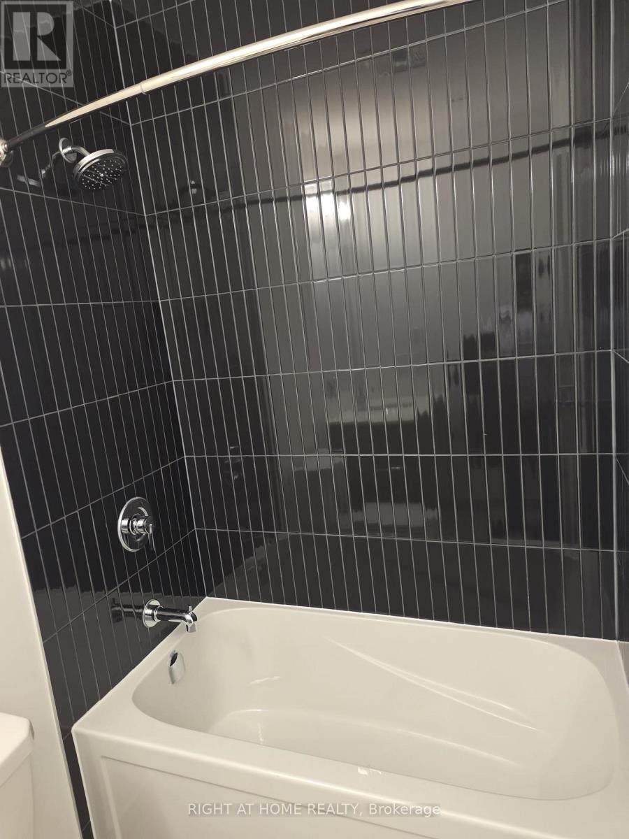 440 - 2501 Saw Whet Boulevard, Oakville, Ontario  L6M 5N2 - Photo 9 - W13031682