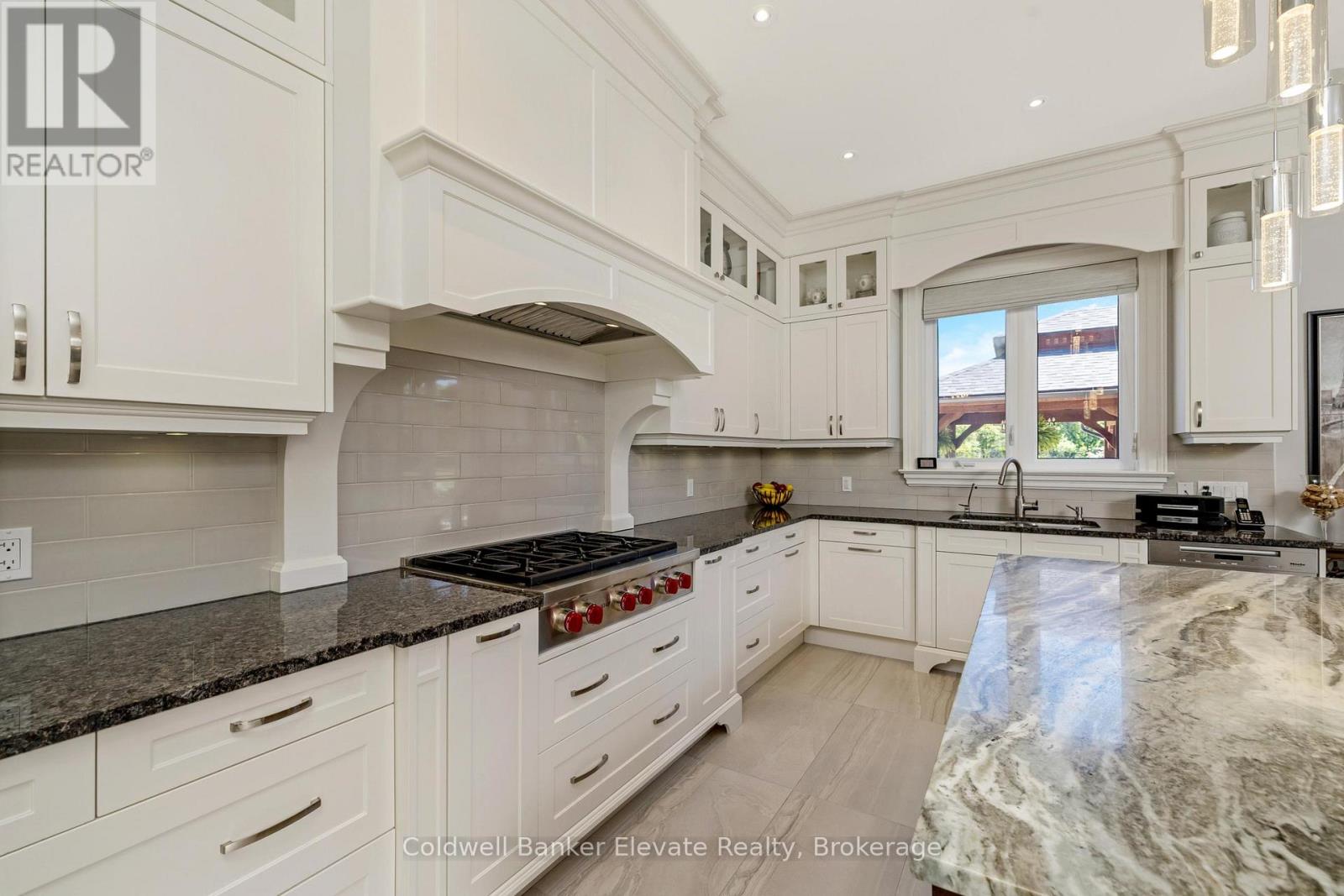 50 Autumn Circle, Halton Hills, Ontario  L0P 1H0 - Photo 17 - W13031692