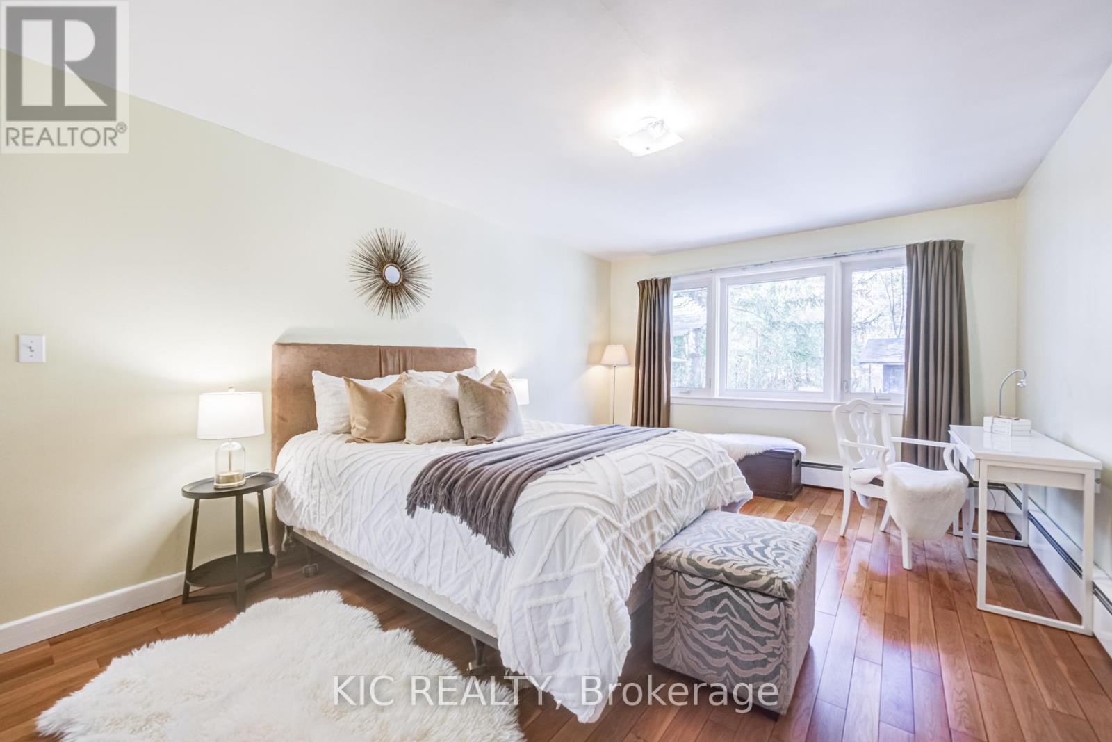 58 Coe Hill Drive, Toronto, Ontario  M6S 3C8 - Photo 17 - W13031700