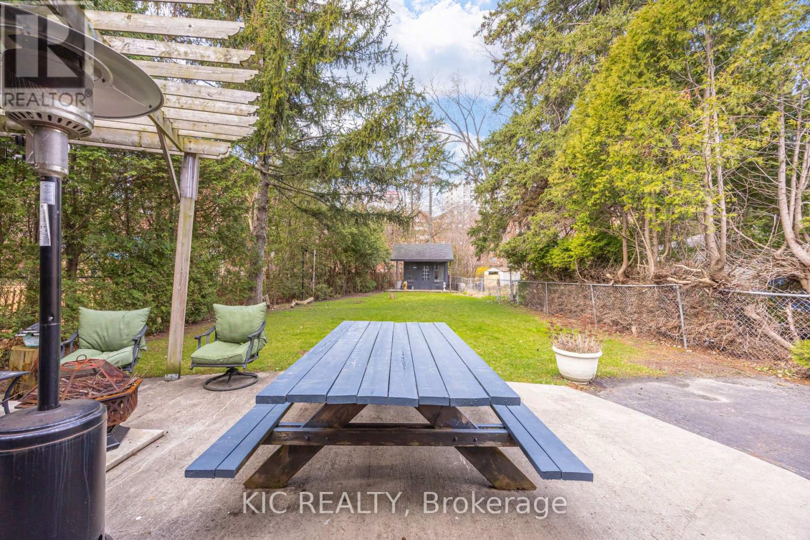 58 Coe Hill Drive, Toronto, Ontario  M6S 3C8 - Photo 36 - W13031700