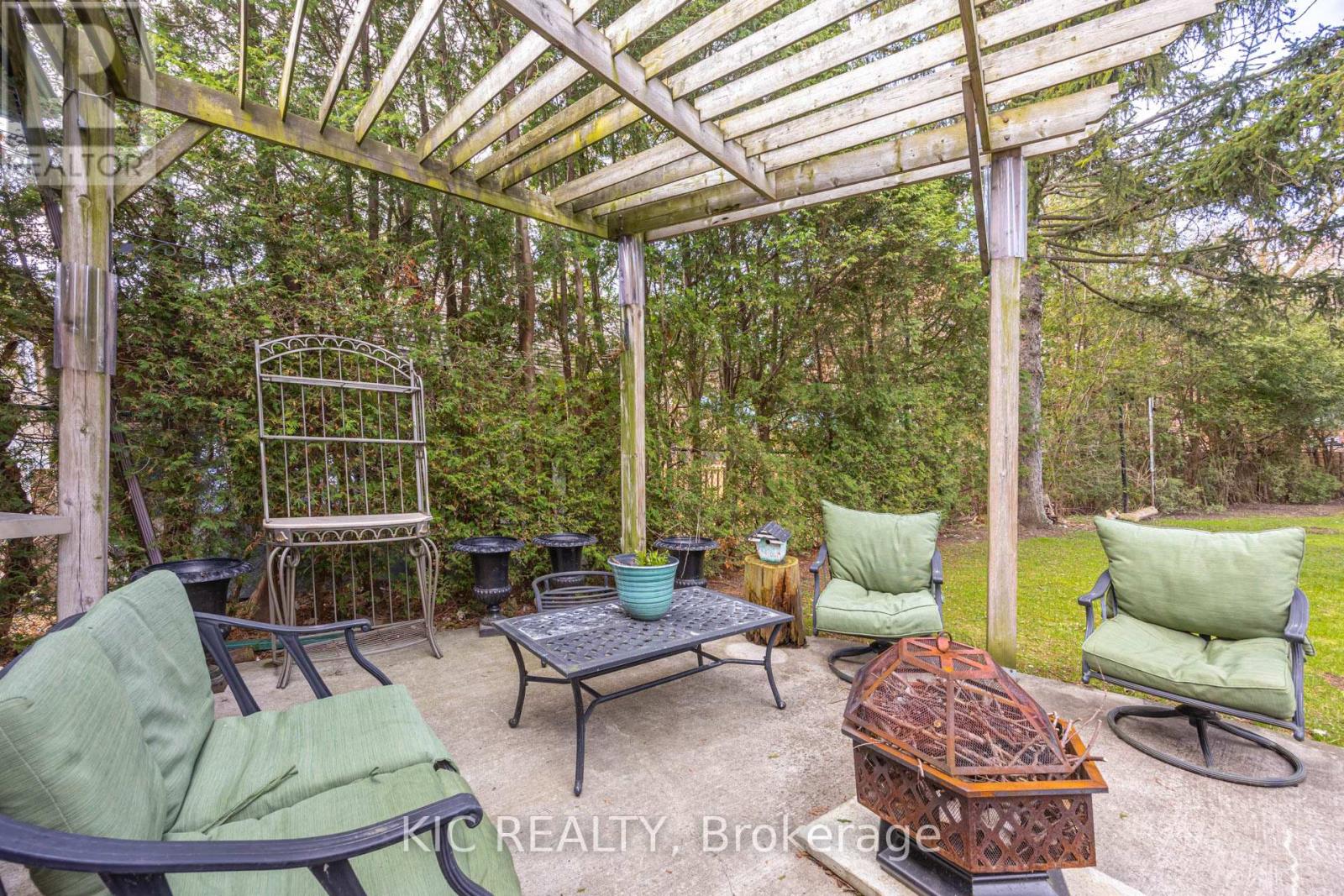 58 Coe Hill Drive, Toronto, Ontario  M6S 3C8 - Photo 38 - W13031700