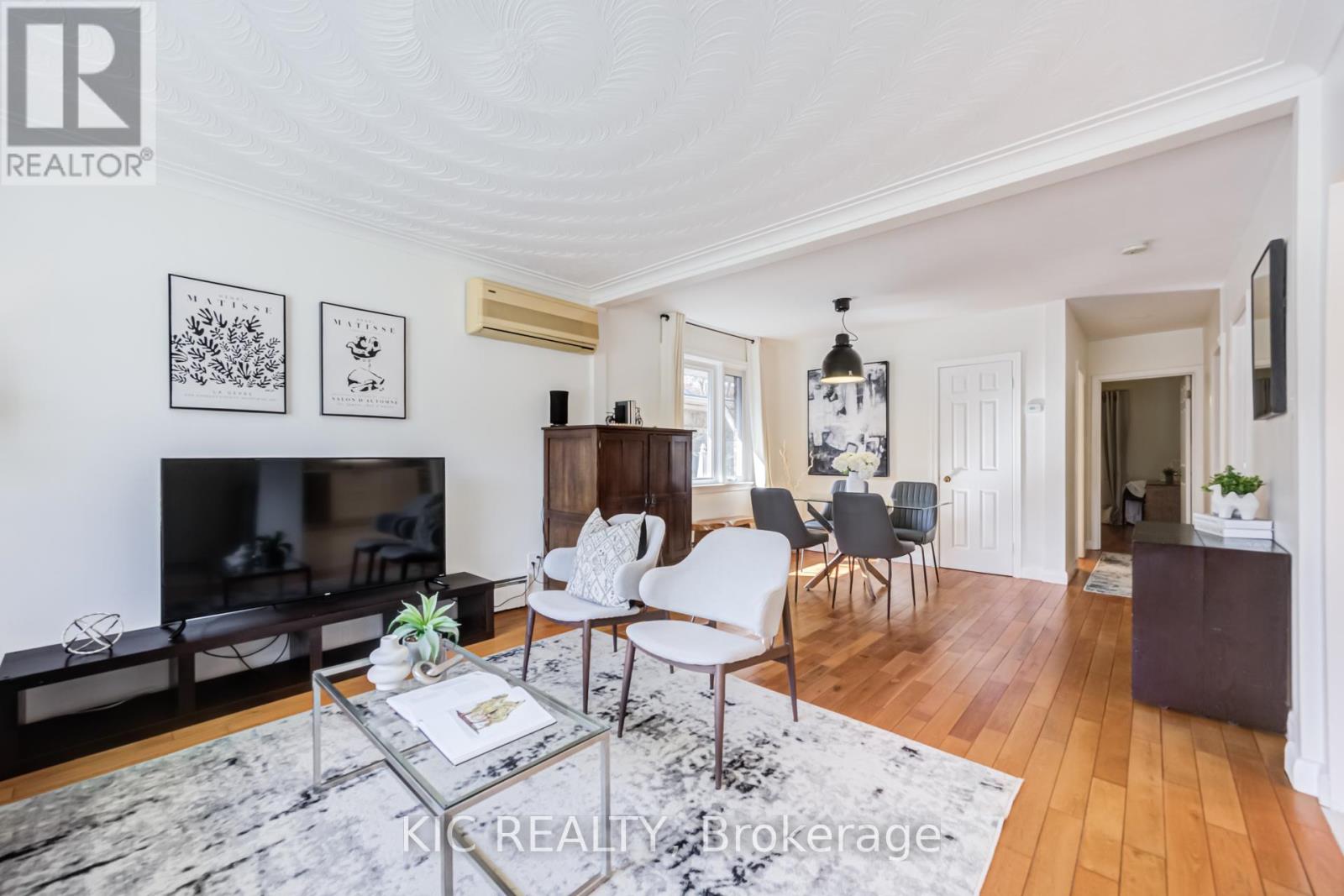 58 Coe Hill Drive, Toronto, Ontario  M6S 3C8 - Photo 7 - W13031700