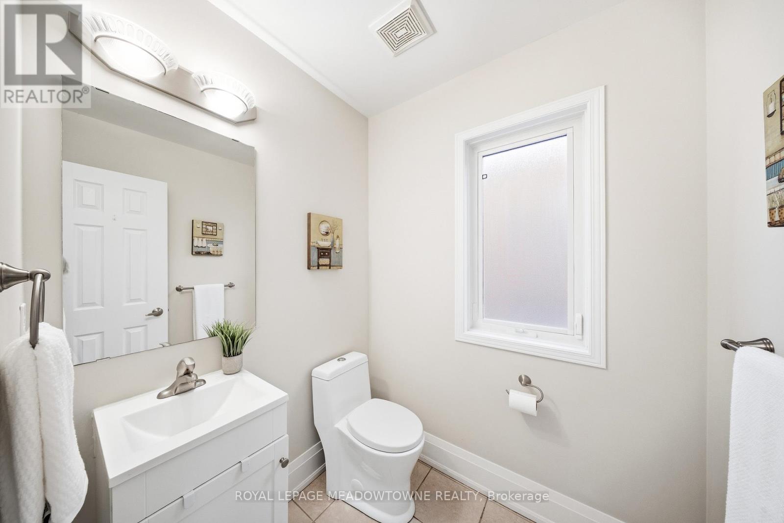 14 Eagleview Way, Halton Hills, Ontario  L7G 6N3 - Photo 16 - W13031708