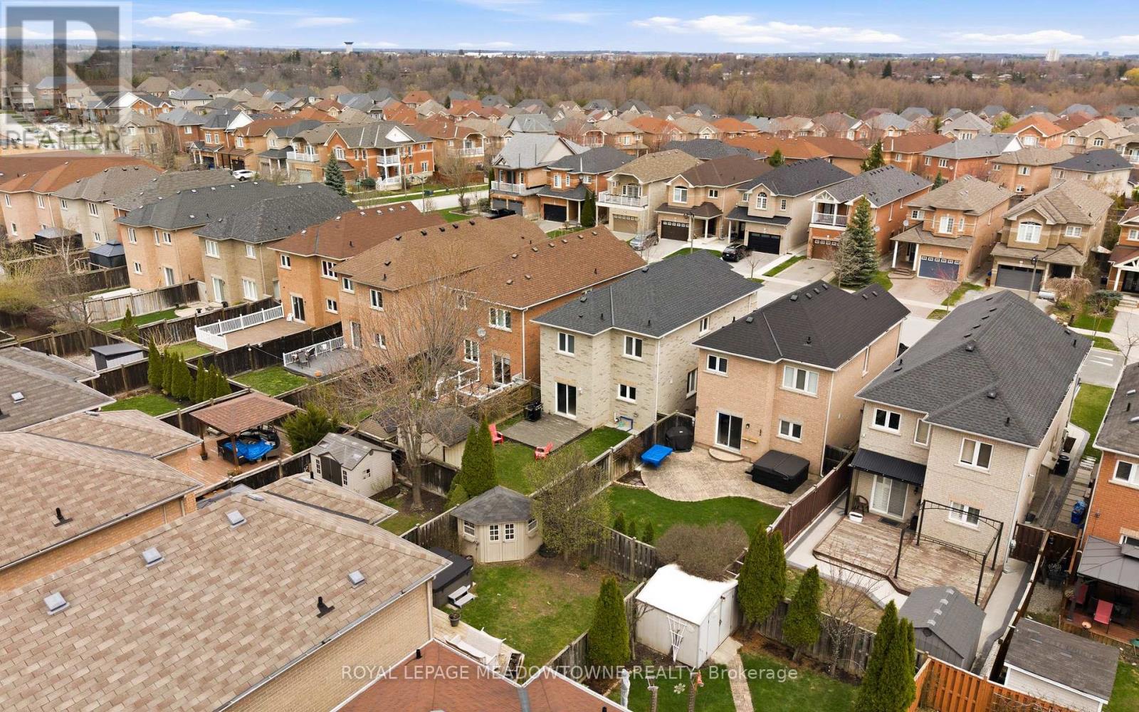 14 Eagleview Way, Halton Hills, Ontario  L7G 6N3 - Photo 46 - W13031708