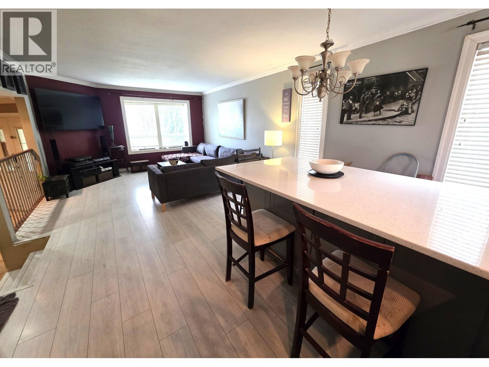 12033 206b Street, Maple Ridge, British Columbia  V2X 9T8 - Photo 6 - R3114428