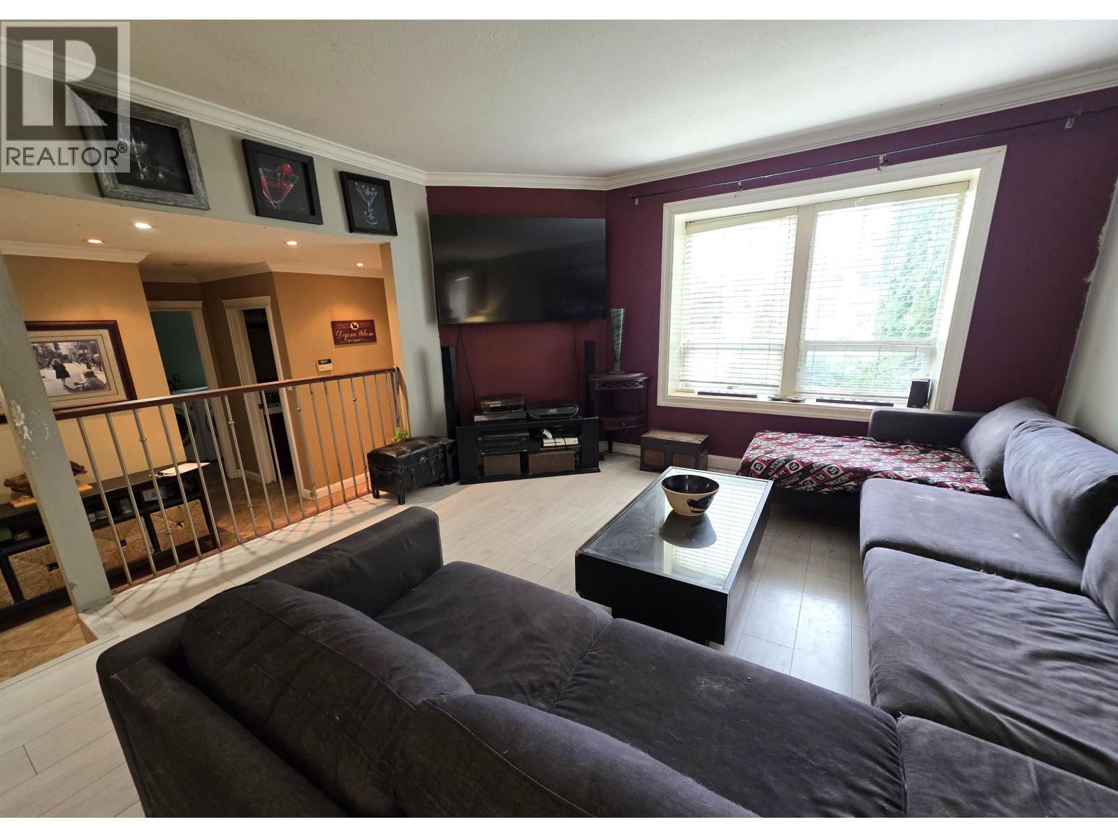 12033 206b Street, Maple Ridge, British Columbia  V2X 9T8 - Photo 5 - R3114428